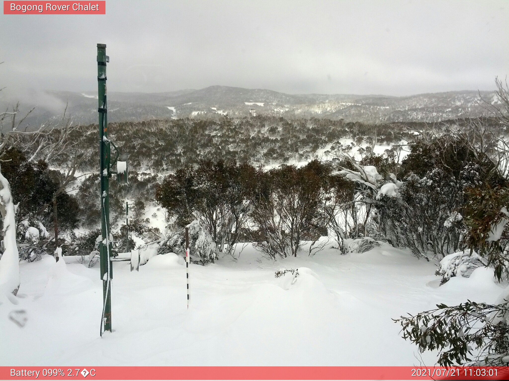 Bogong Web Cam 11:03am Wednesday 21st of July 2021