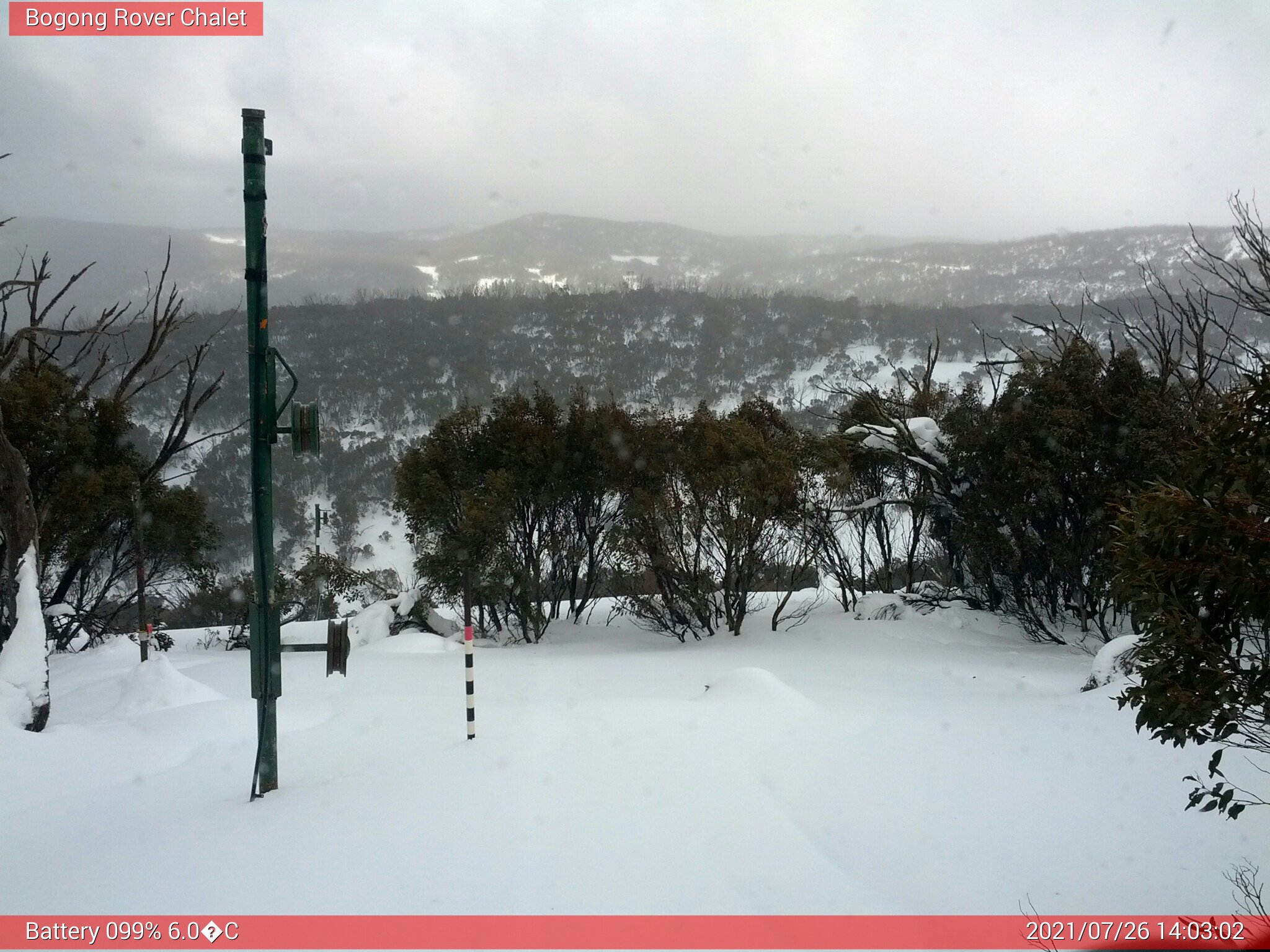 Bogong Web Cam 2:03pm Monday 26th of July 2021