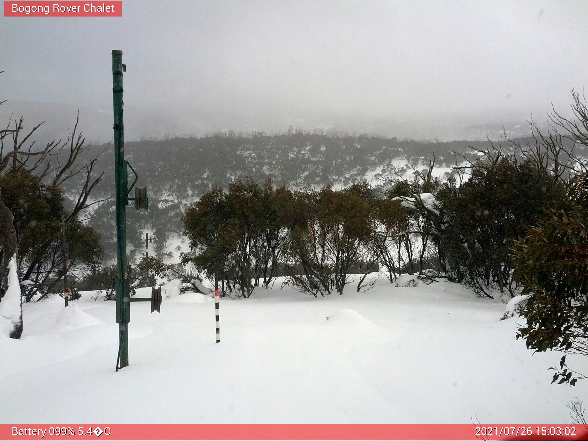 Bogong Web Cam 3:03pm Monday 26th of July 2021