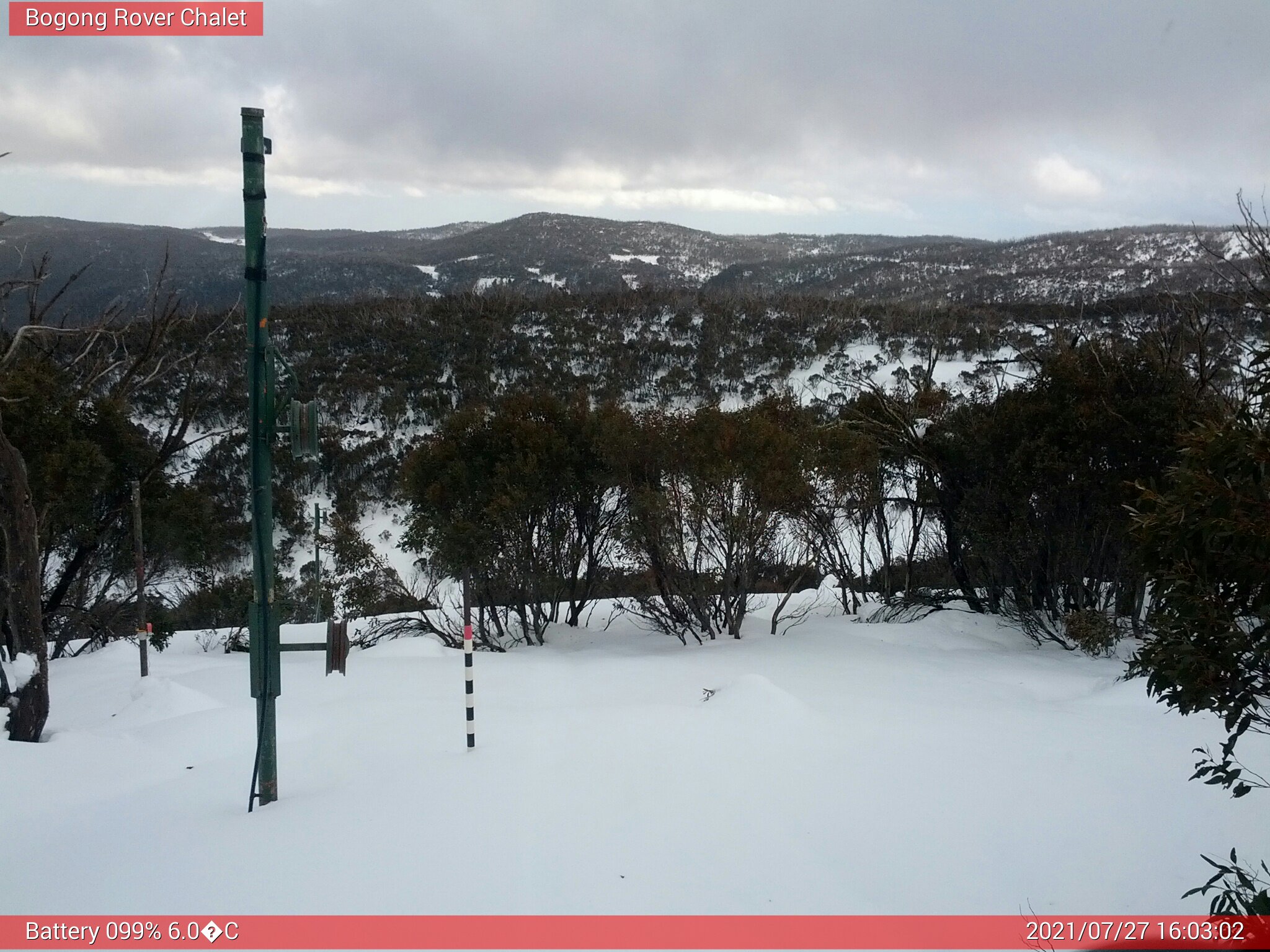 Bogong Web Cam 4:03pm Tuesday 27th of July 2021