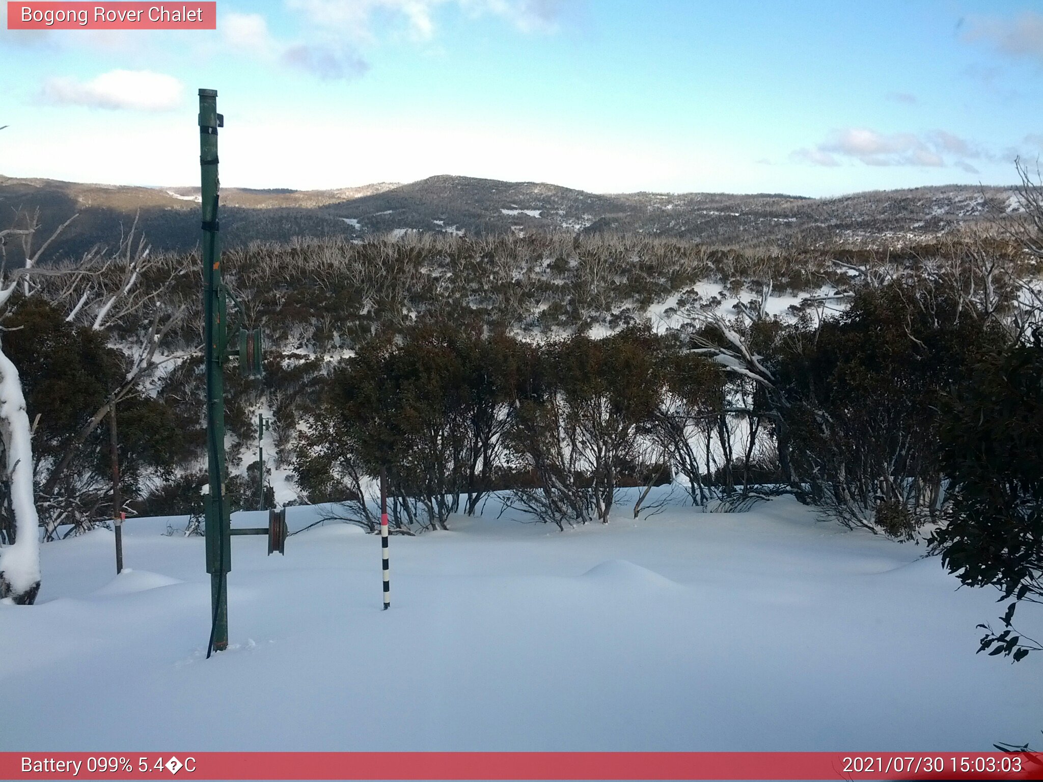 Bogong Web Cam 3:03pm Friday 30th of July 2021