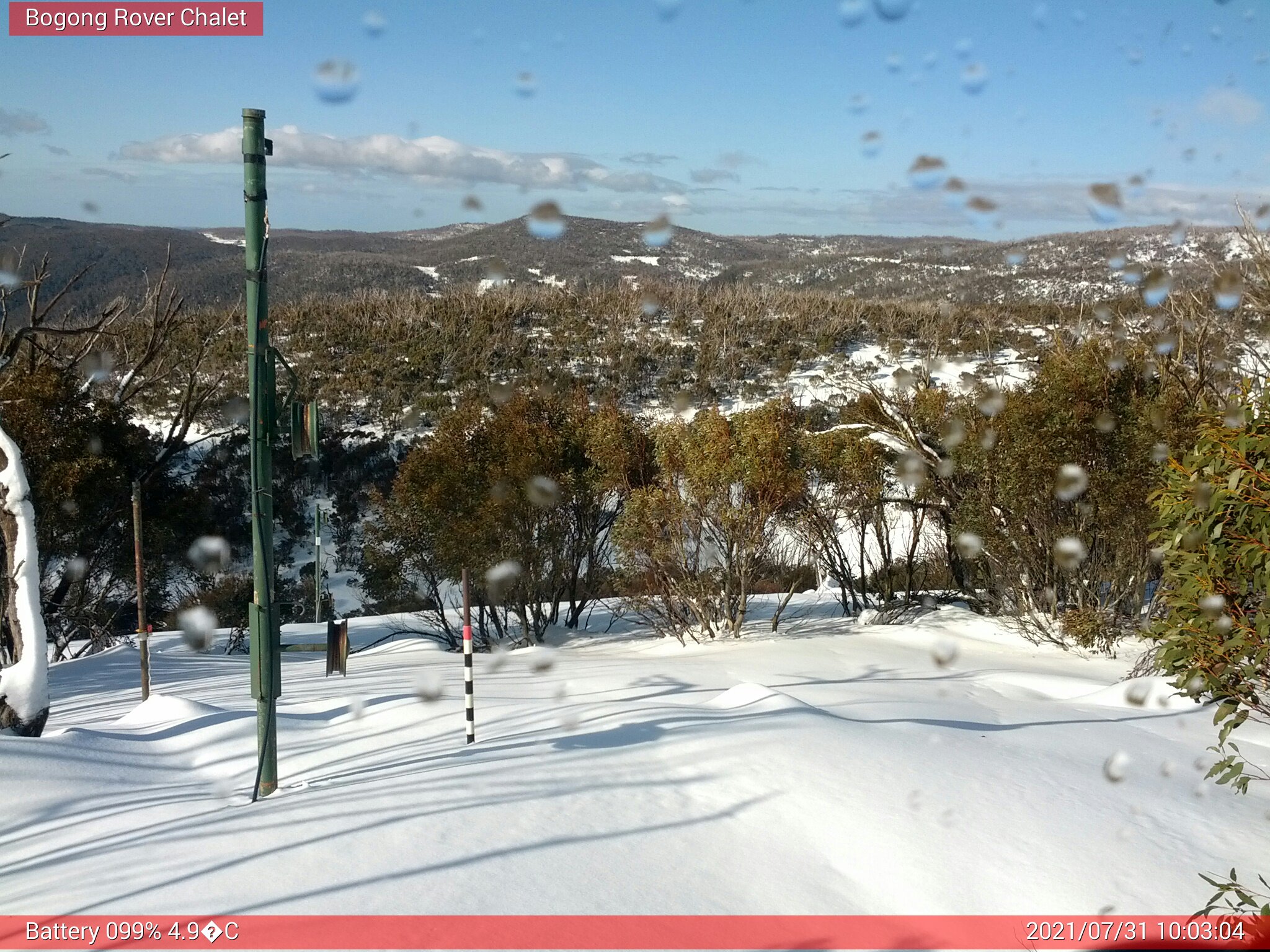 Bogong Web Cam 10:03am Saturday 31st of July 2021