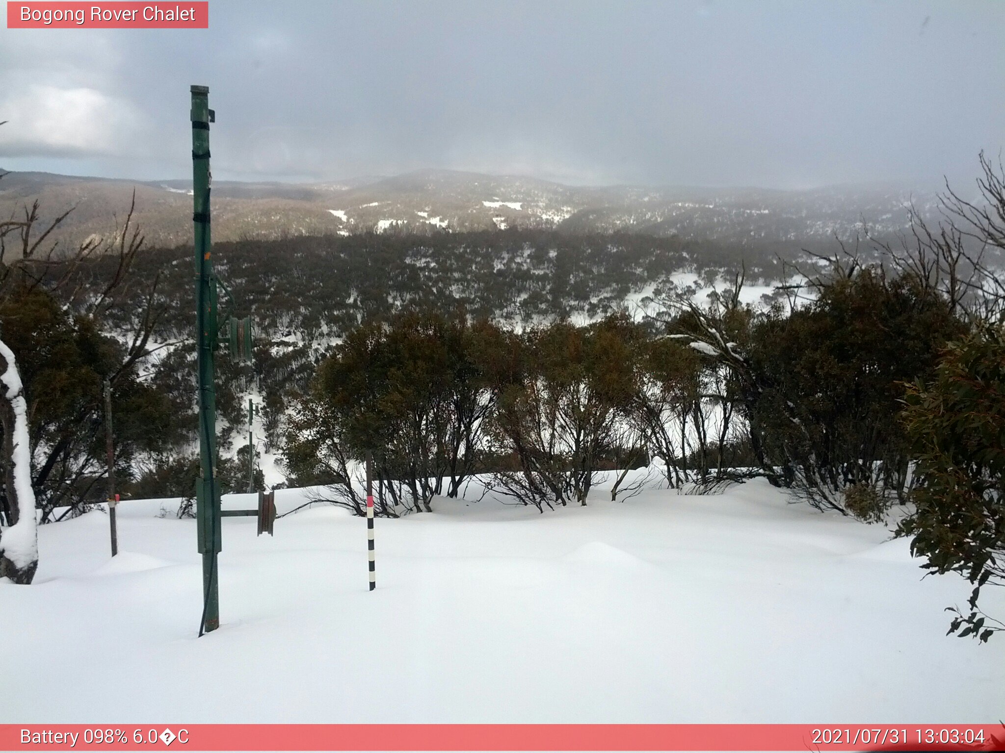 Bogong Web Cam 1:03pm Saturday 31st of July 2021