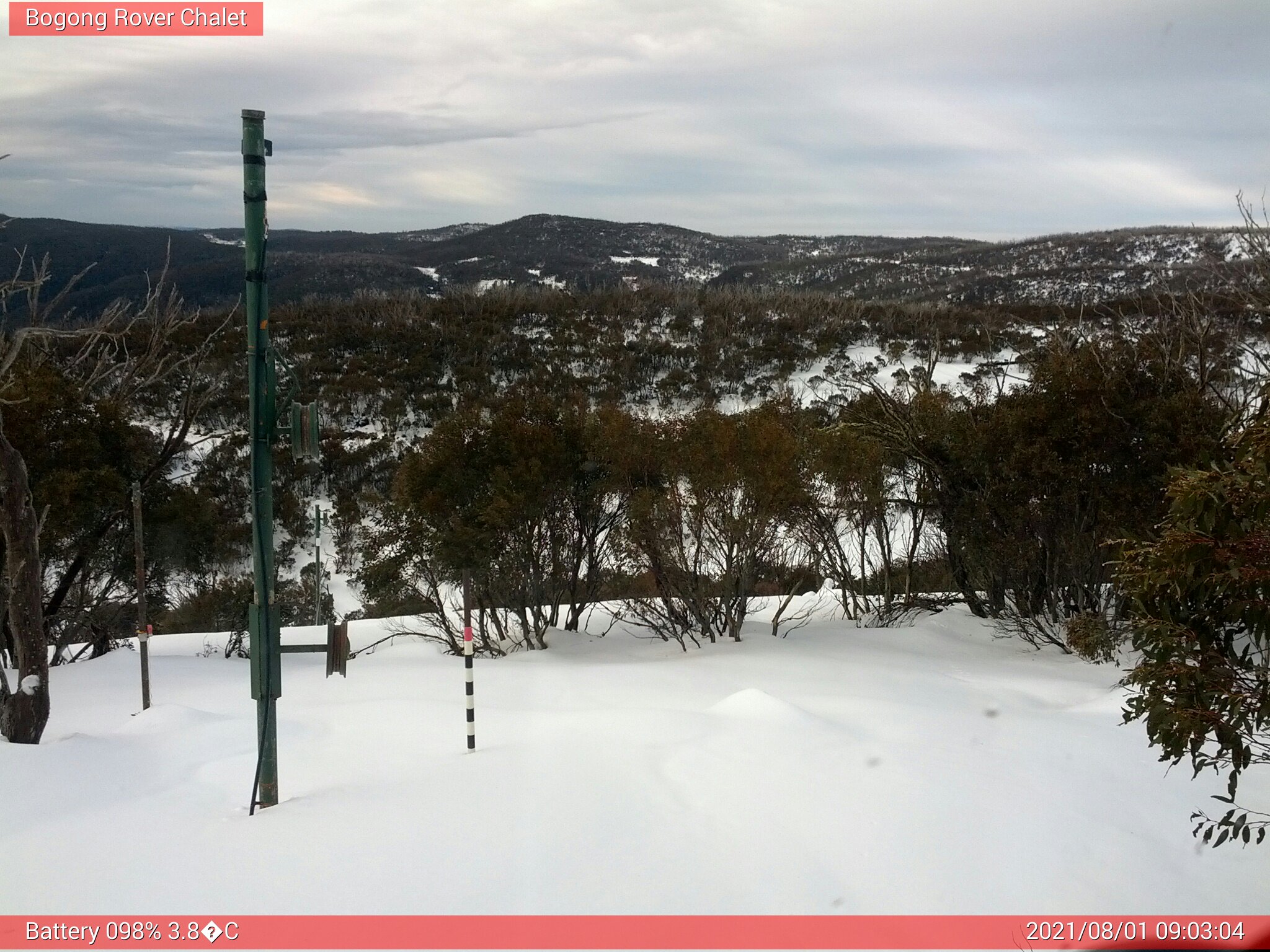 Bogong Web Cam 9:03am Sunday 1st of August 2021