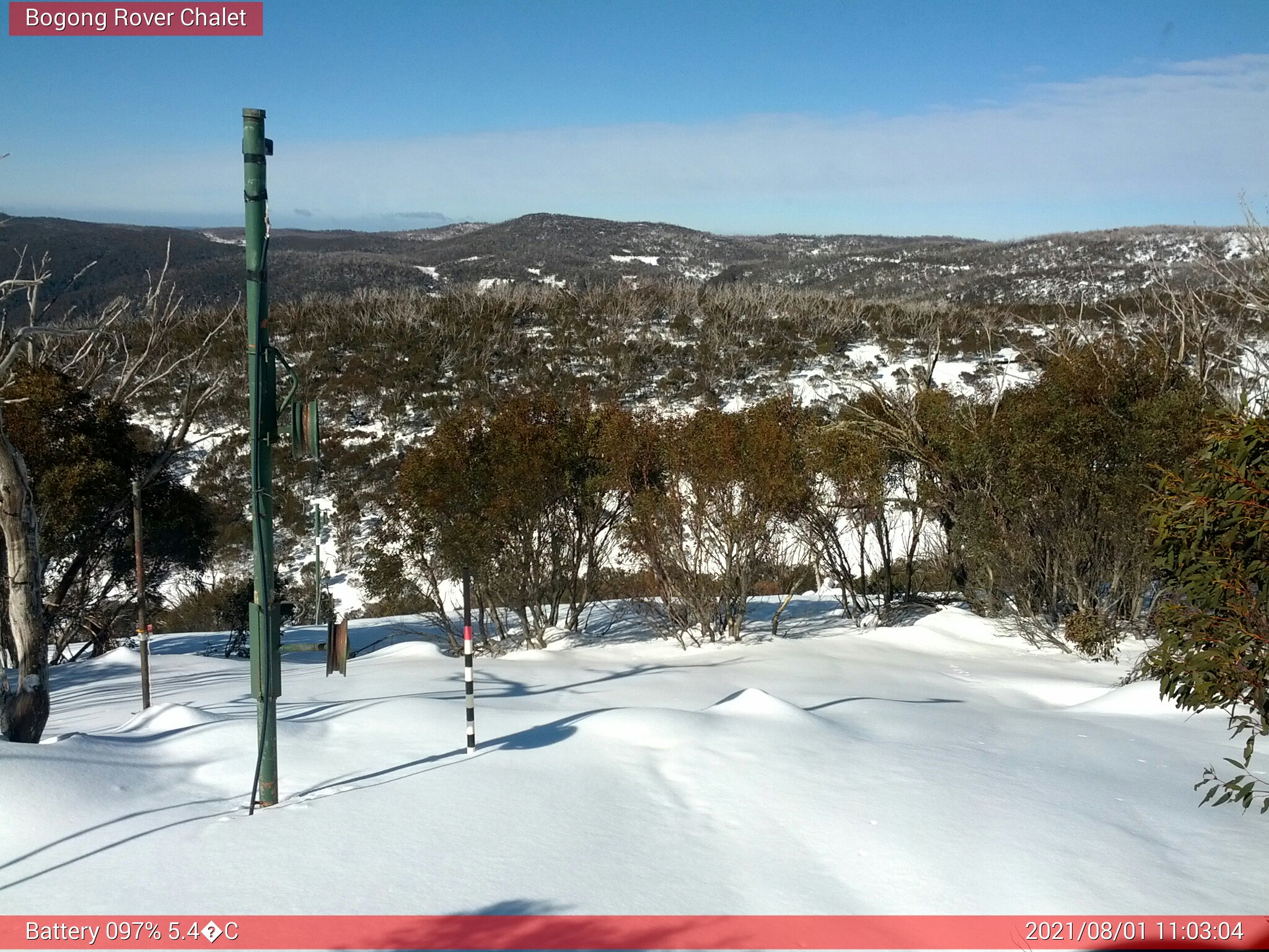 Bogong Web Cam 11:03am Sunday 1st of August 2021