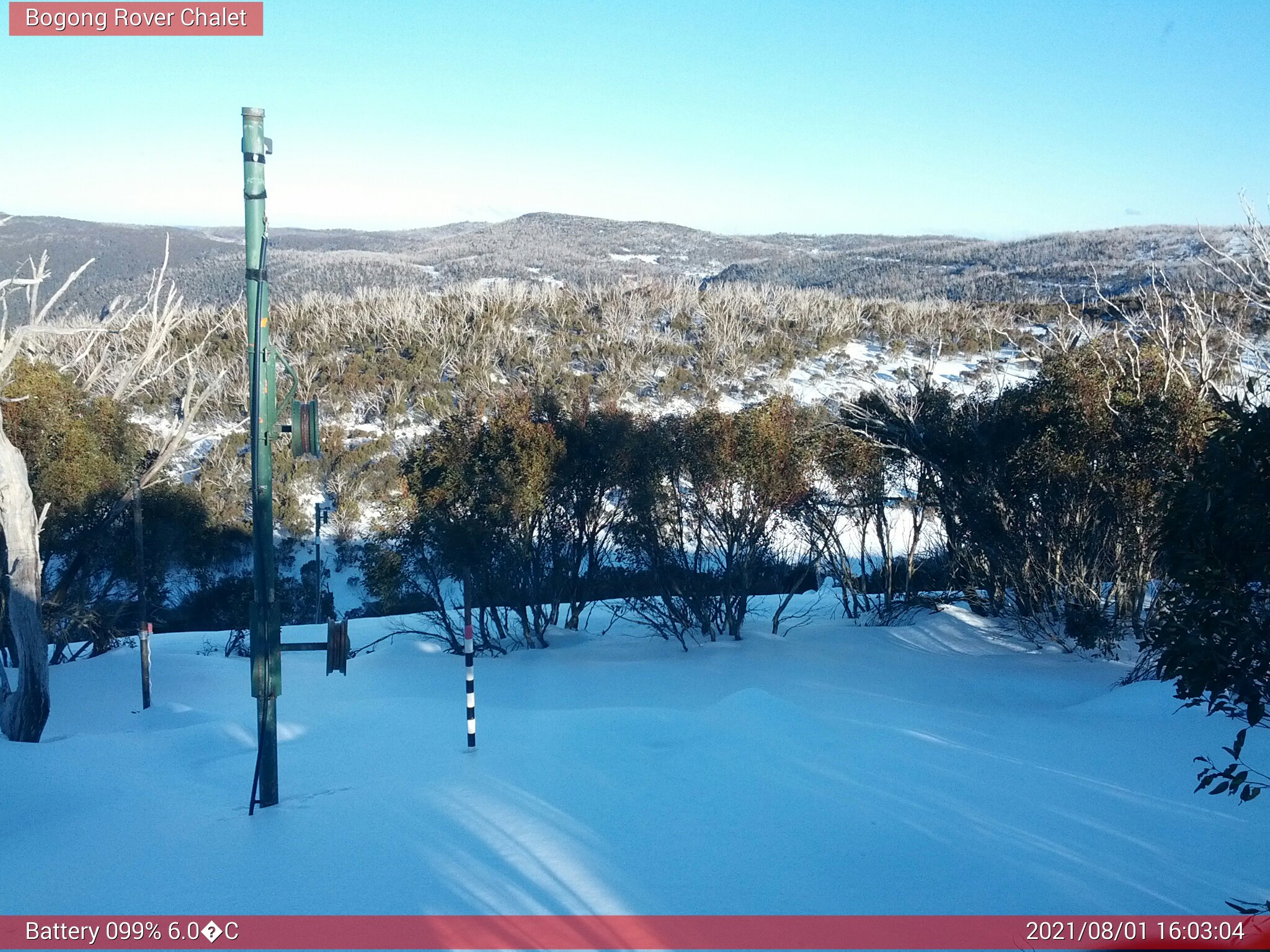 Bogong Web Cam 4:03pm Sunday 1st of August 2021