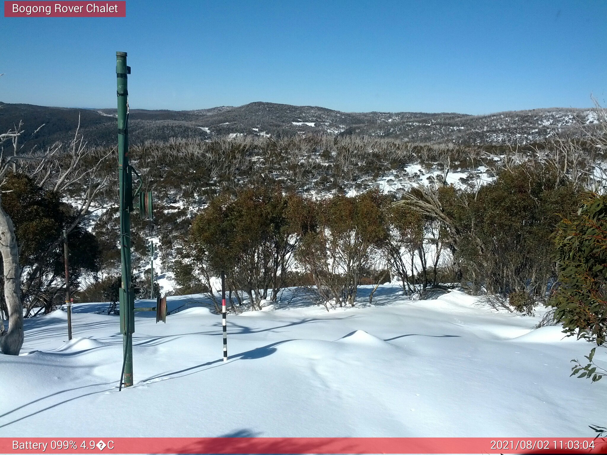 Bogong Web Cam 11:03am Monday 2nd of August 2021