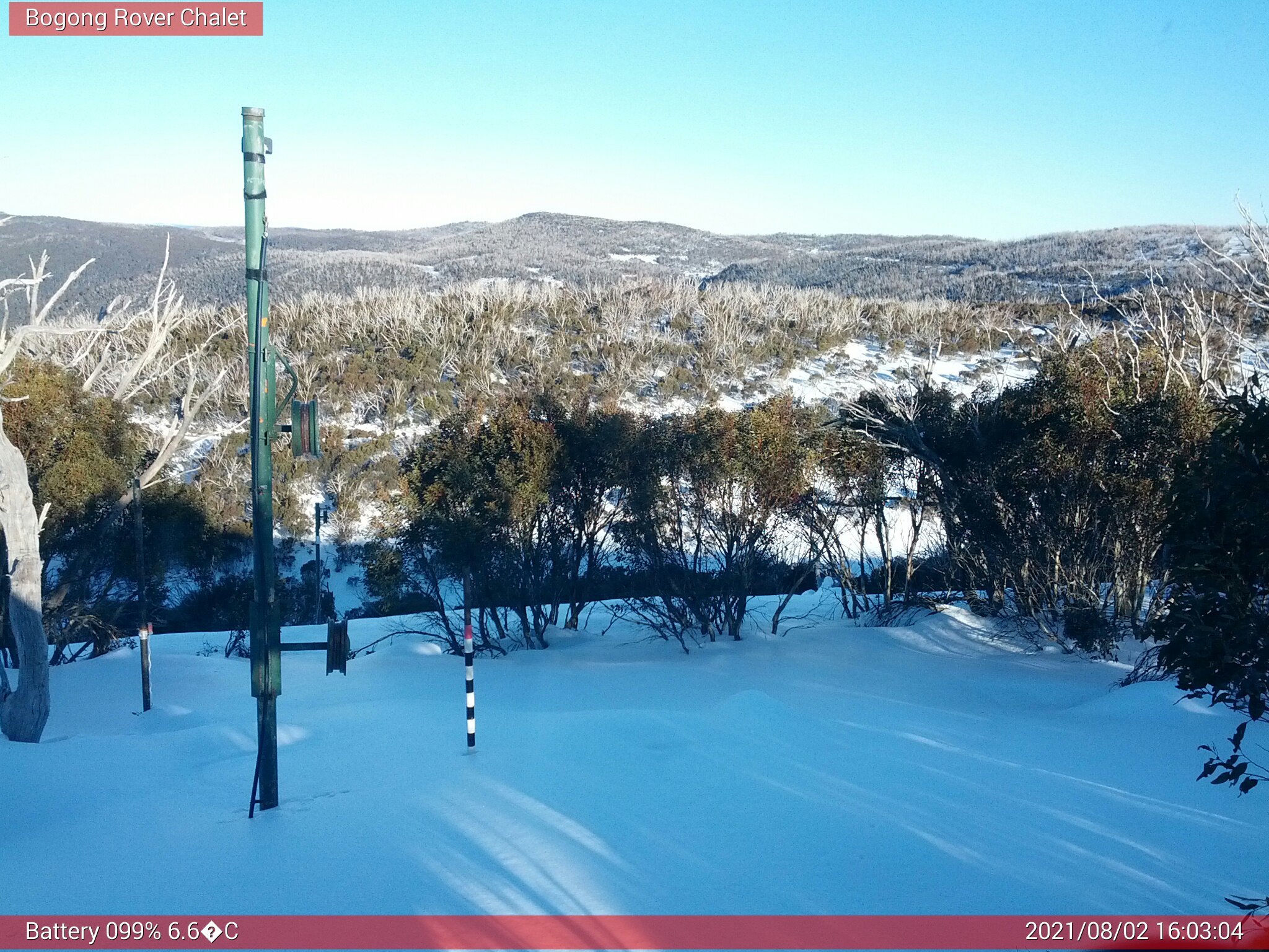 Bogong Web Cam 4:03pm Monday 2nd of August 2021