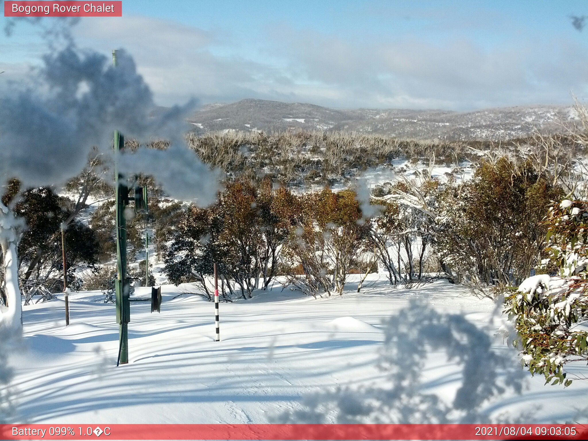 Bogong Web Cam 9:03am Wednesday 4th of August 2021