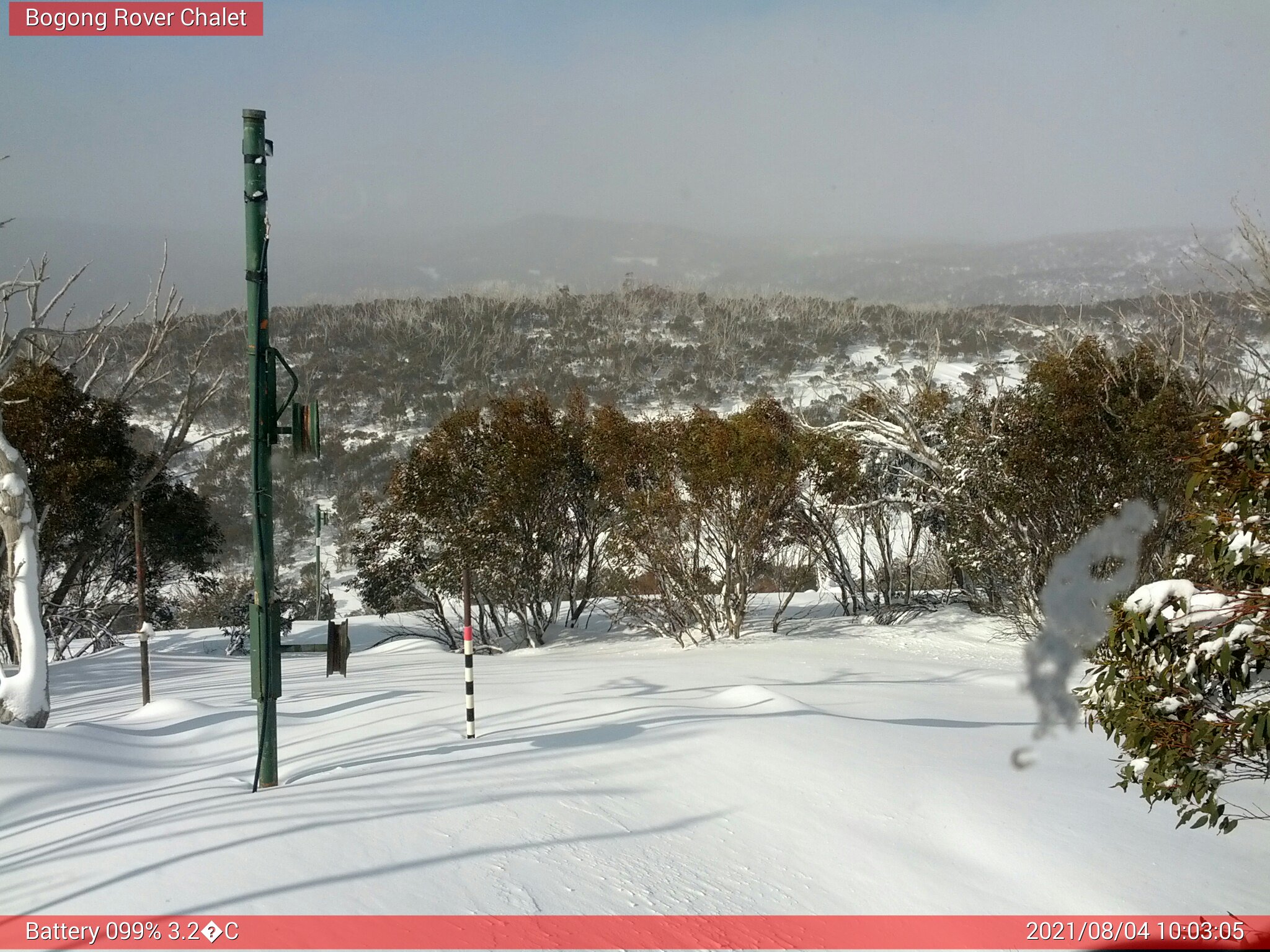 Bogong Web Cam 10:03am Wednesday 4th of August 2021