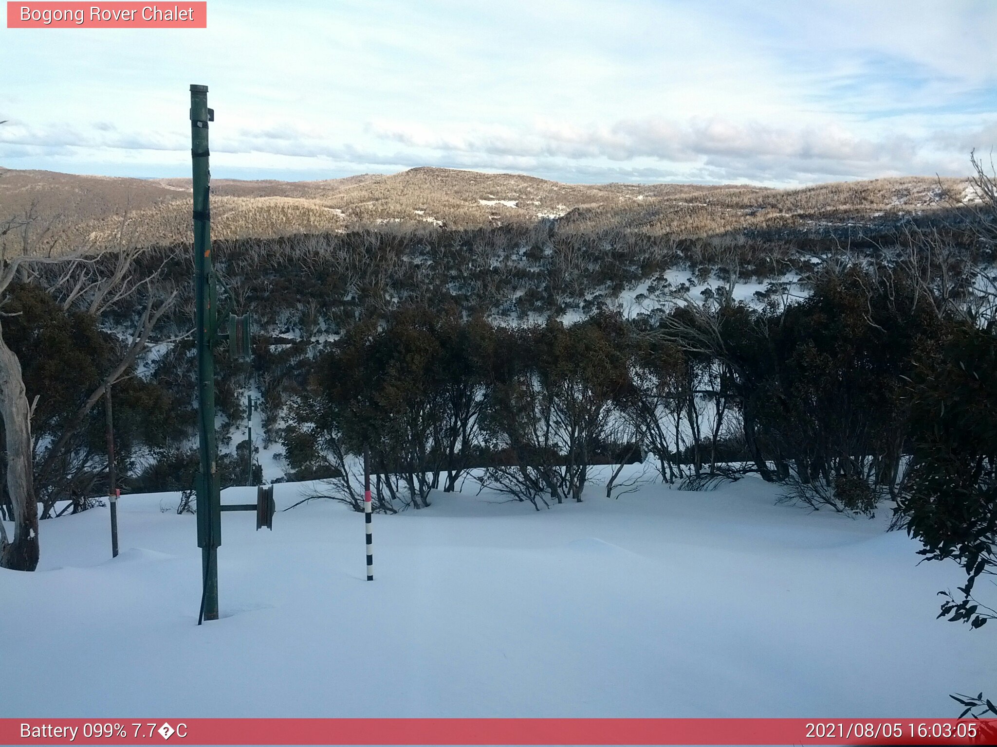 Bogong Web Cam 4:03pm Thursday 5th of August 2021