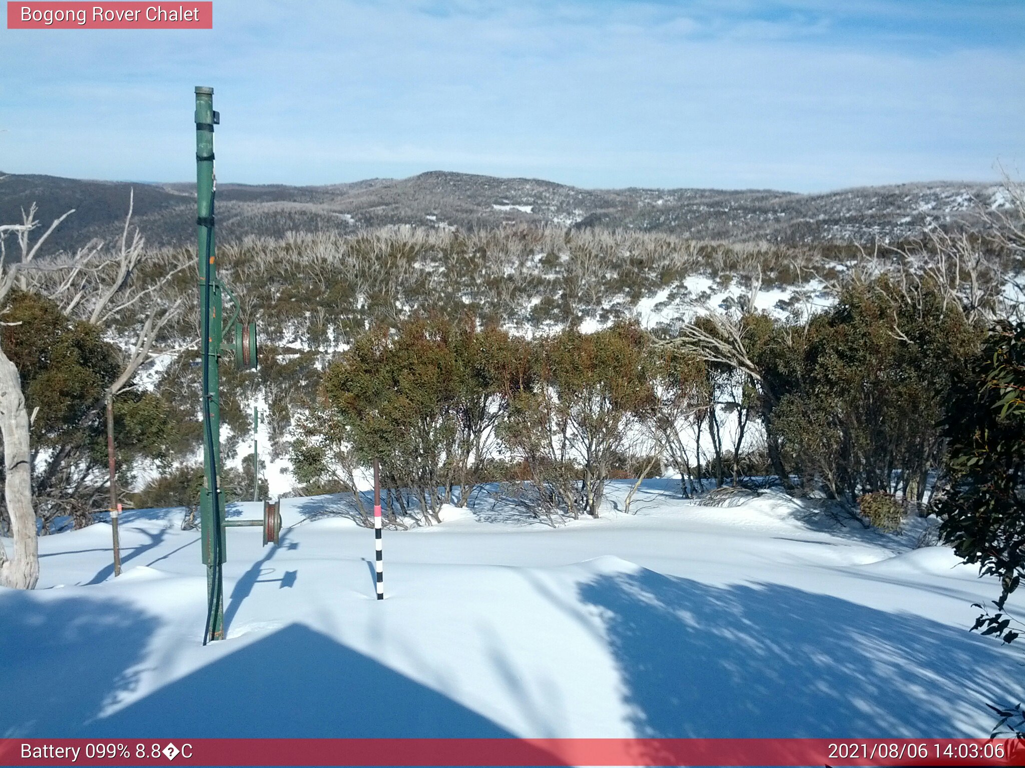 Bogong Web Cam 2:03pm Friday 6th of August 2021