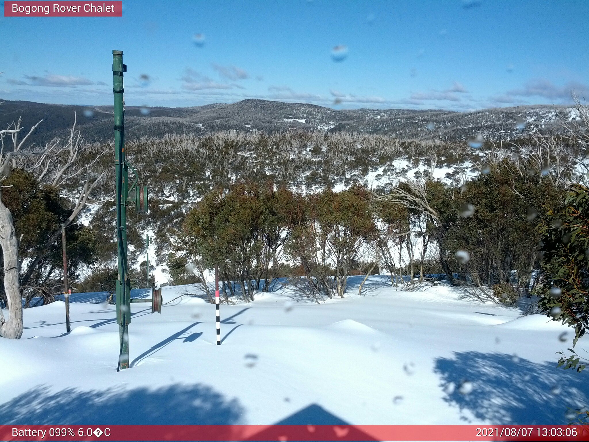 Bogong Web Cam 1:03pm Saturday 7th of August 2021