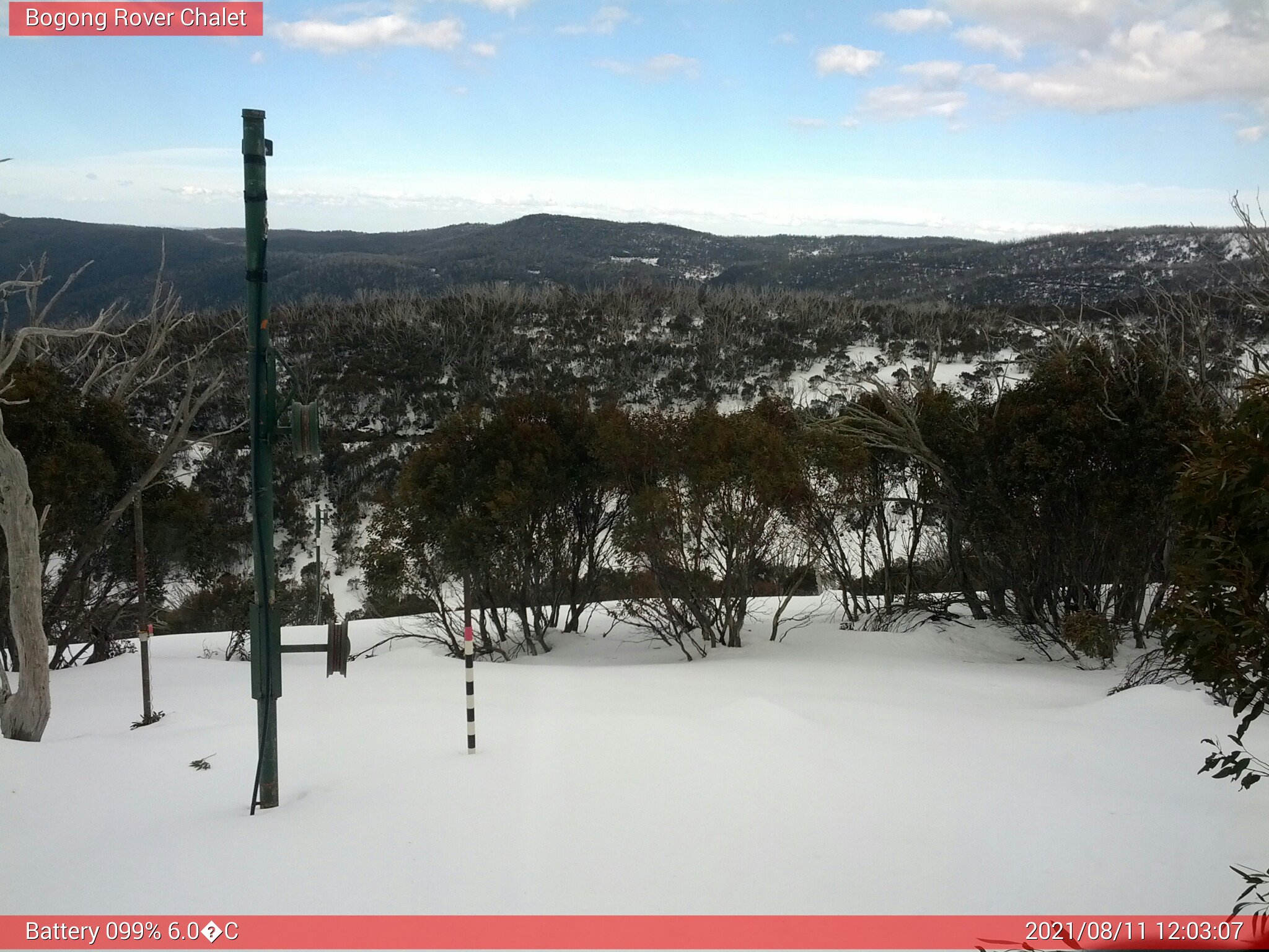 Bogong Web Cam 12:03pm Wednesday 11th of August 2021