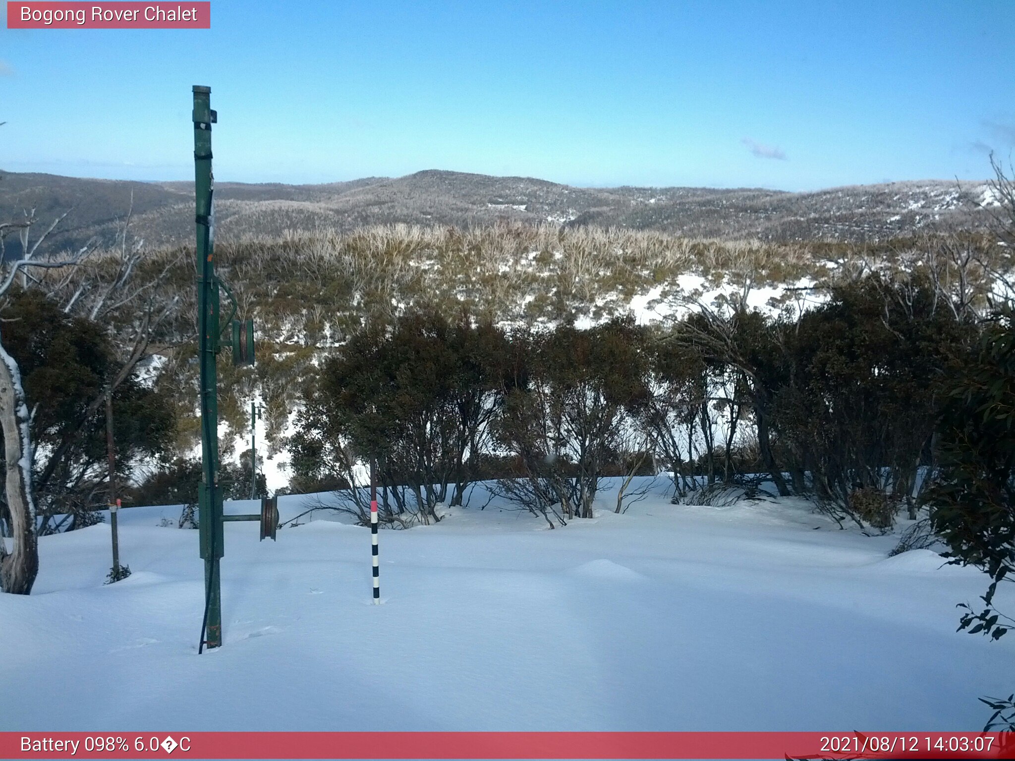 Bogong Web Cam 2:03pm Thursday 12th of August 2021