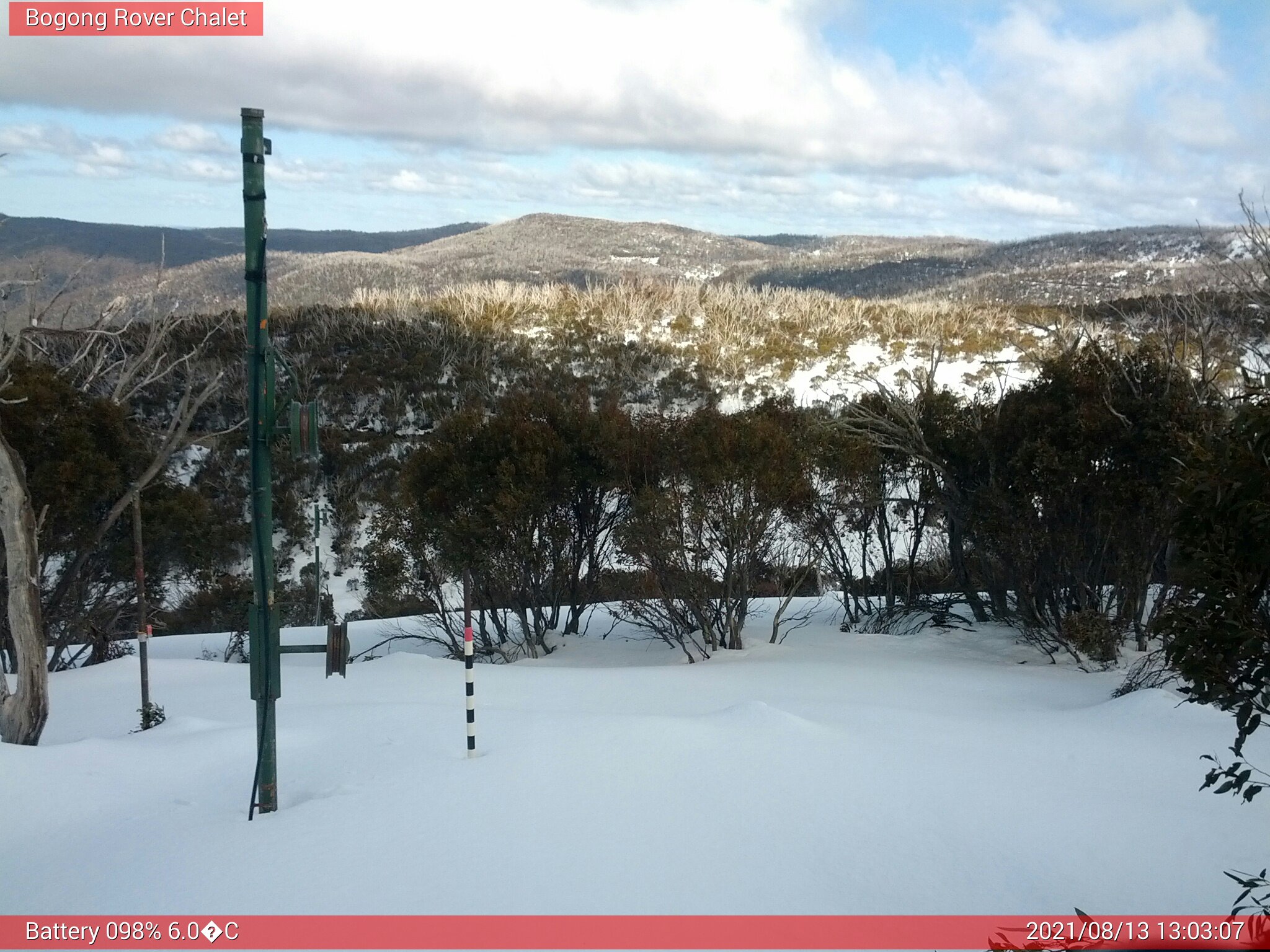 Bogong Web Cam 1:03pm Friday 13th of August 2021