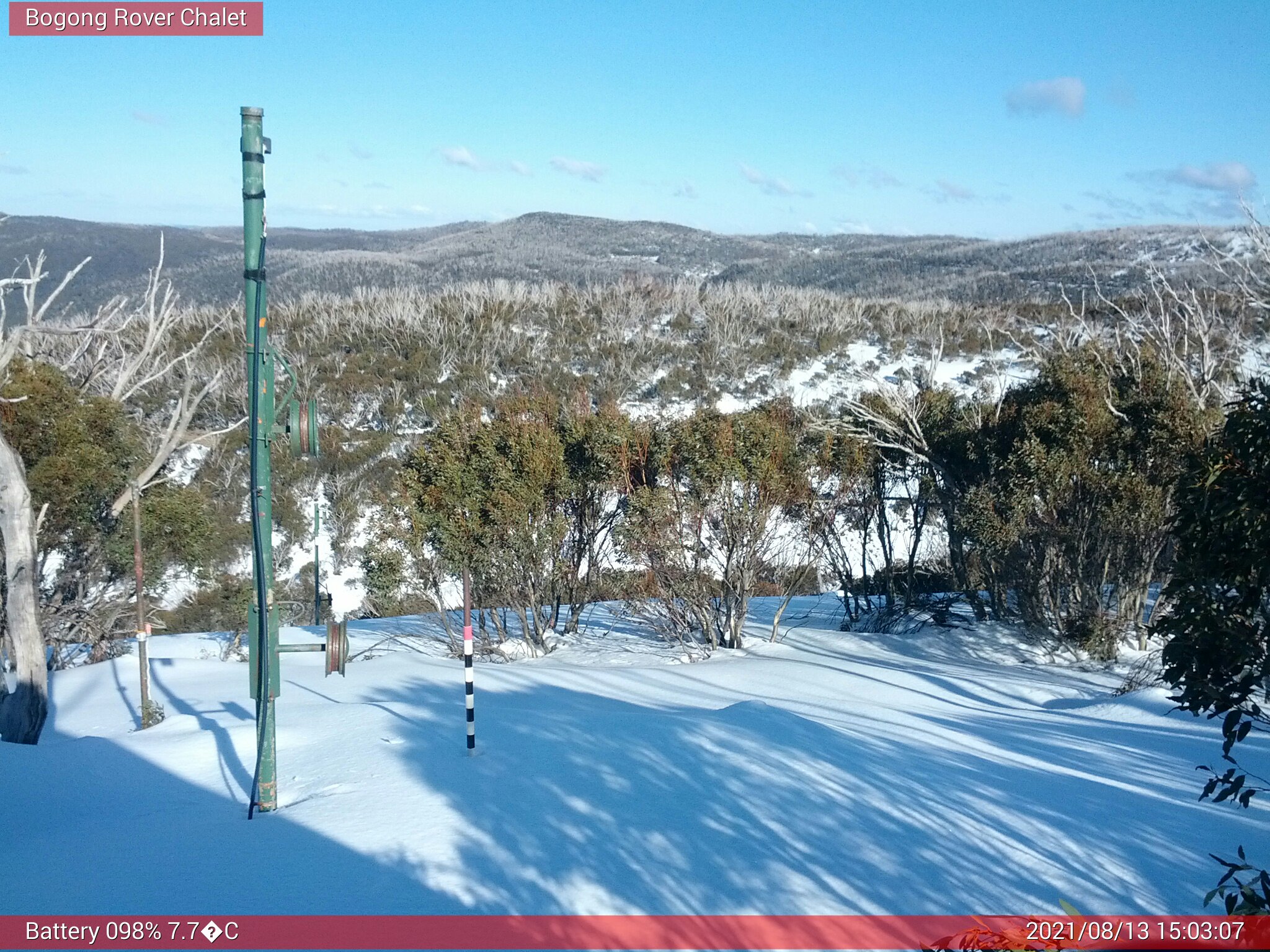 Bogong Web Cam 3:03pm Friday 13th of August 2021