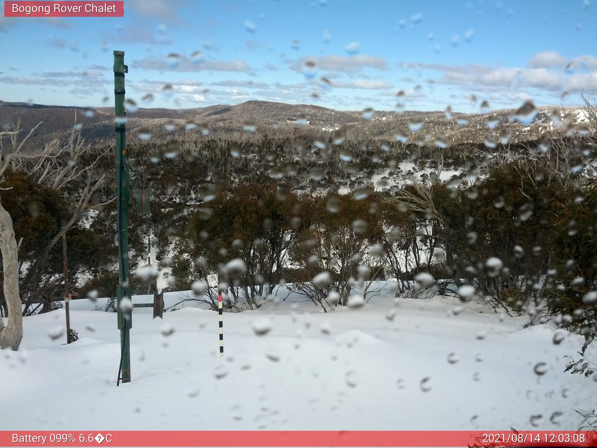 Bogong Web Cam 12:03pm Saturday 14th of August 2021