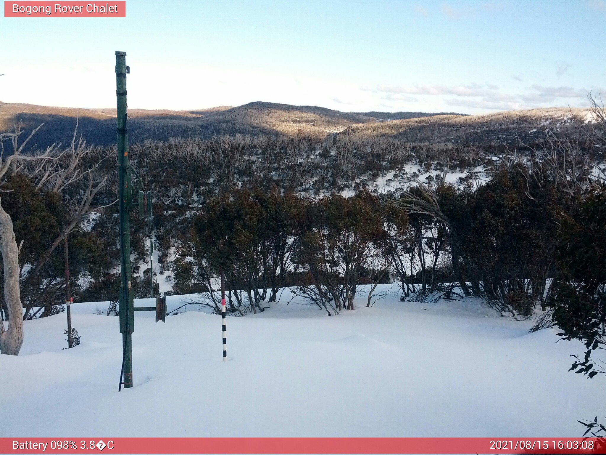 Bogong Web Cam 4:03pm Sunday 15th of August 2021