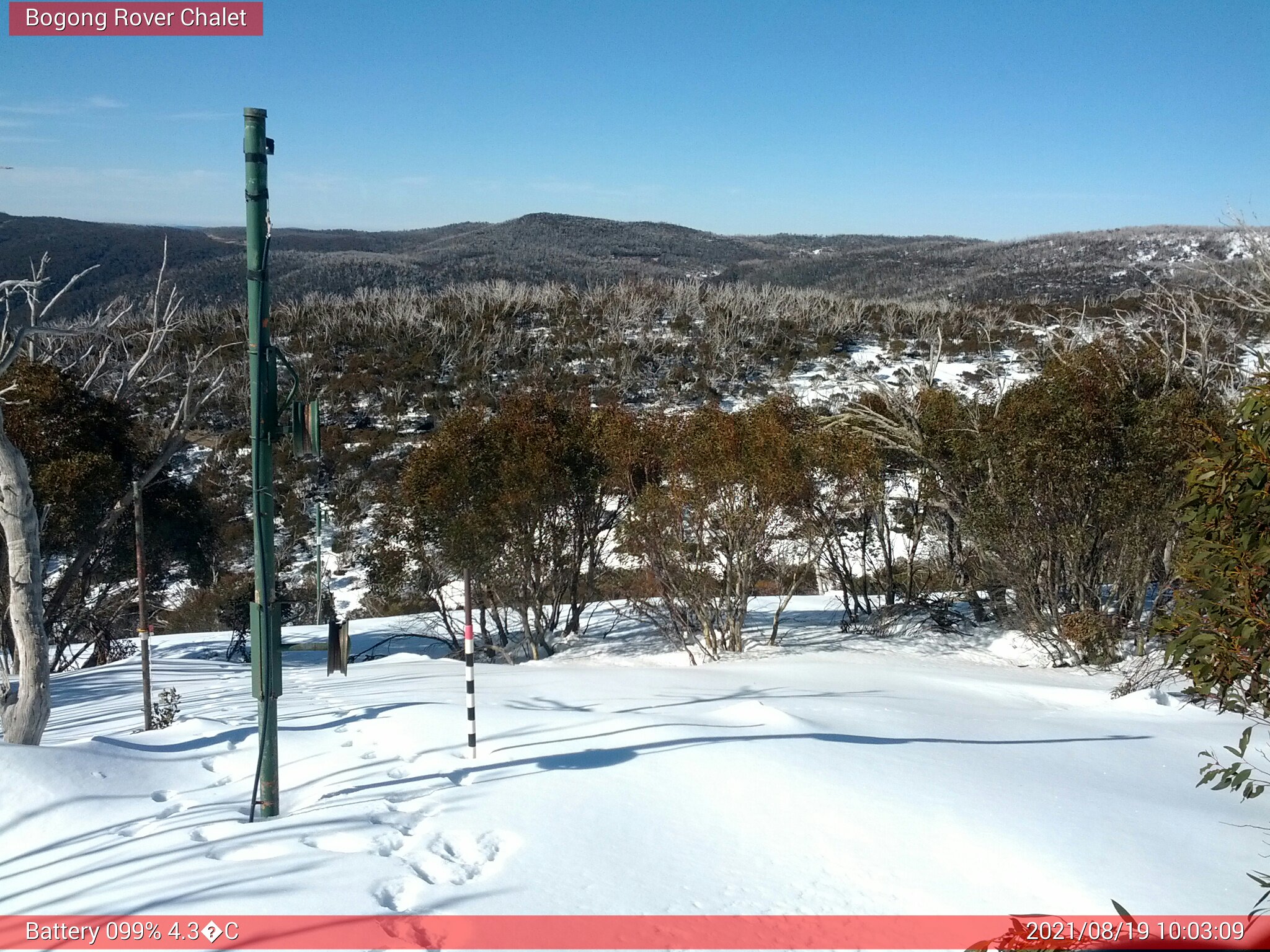 Bogong Web Cam 10:03am Thursday 19th of August 2021