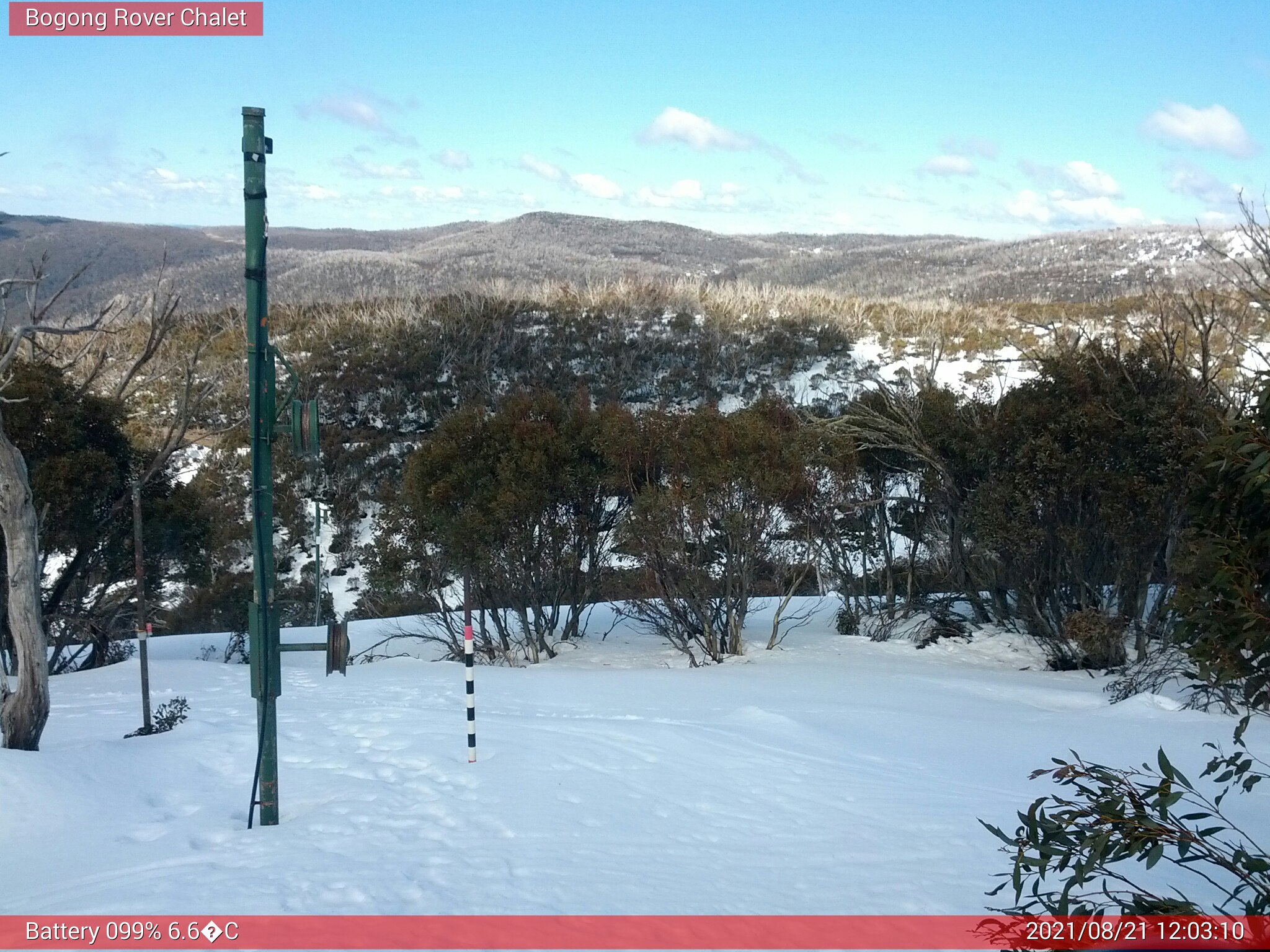 Bogong Web Cam 12:03pm Saturday 21st of August 2021