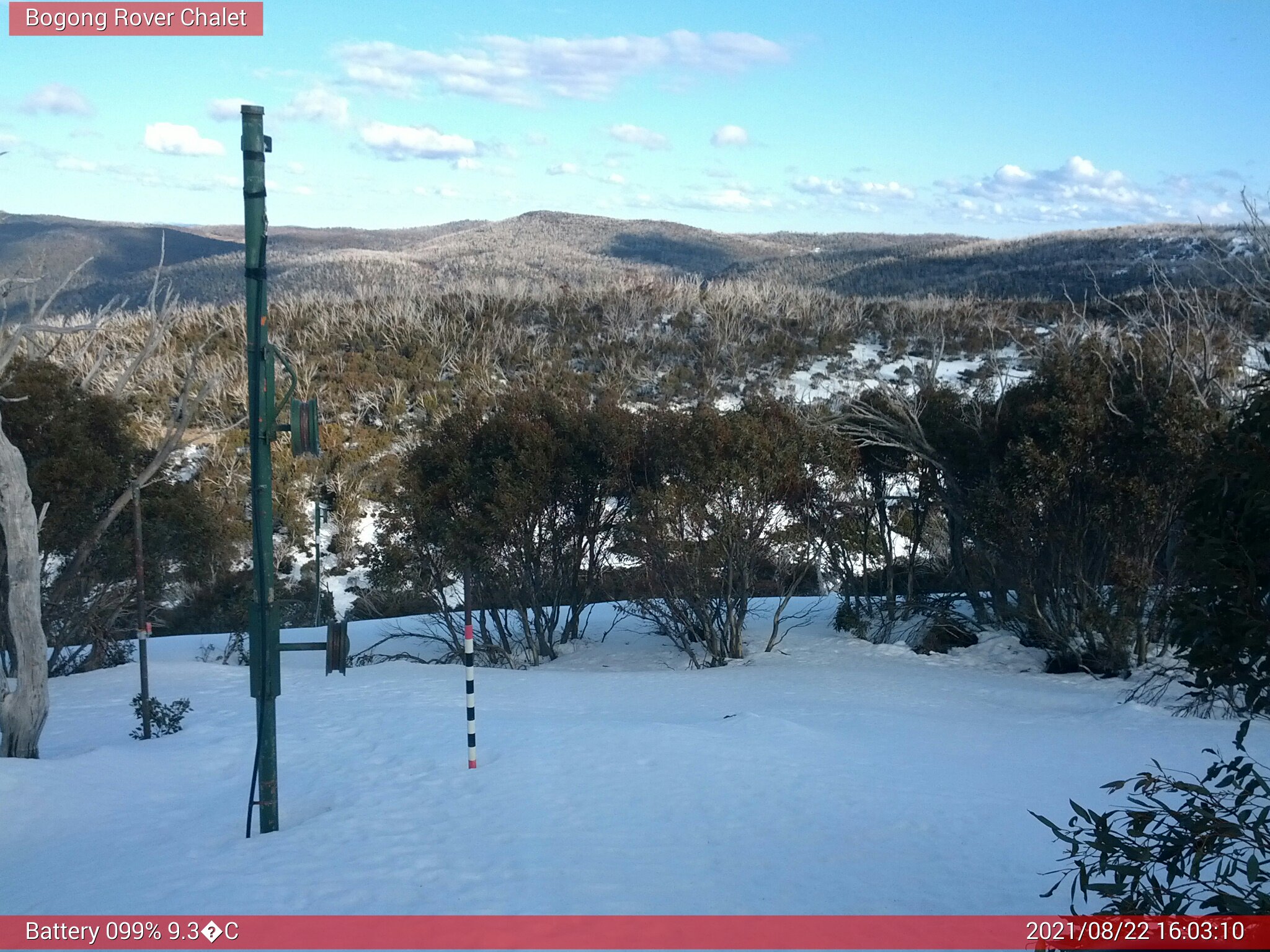 Bogong Web Cam 4:03pm Sunday 22nd of August 2021
