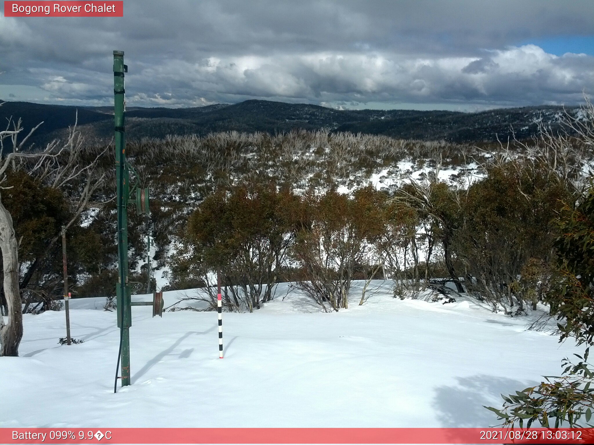 Bogong Web Cam 1:03pm Saturday 28th of August 2021