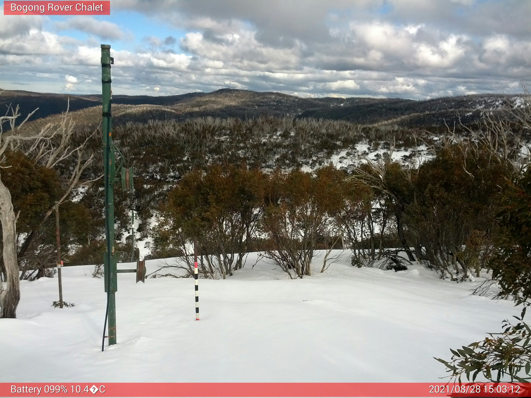 Bogong Web Cam 3:03pm Saturday 28th of August 2021