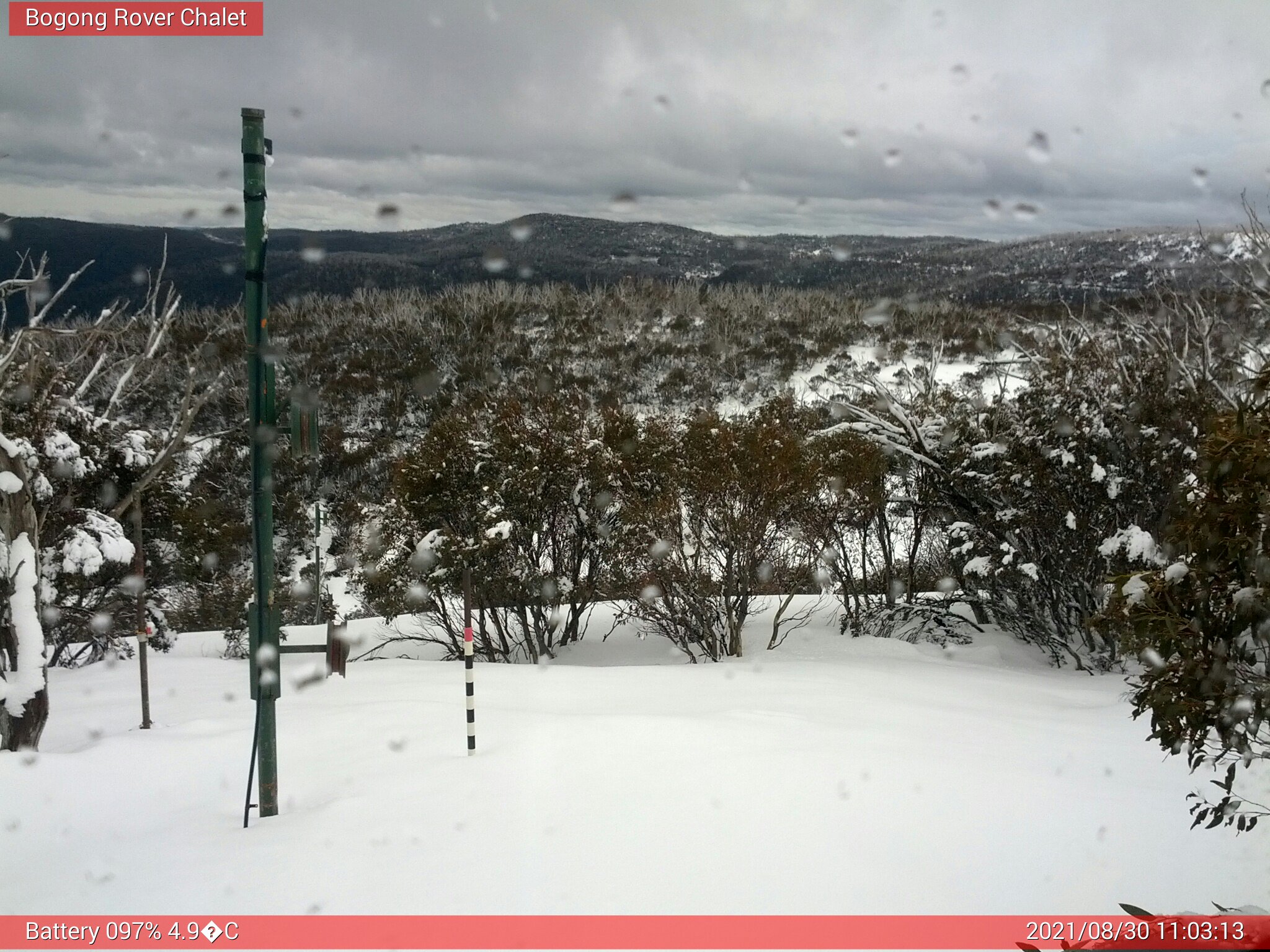 Bogong Web Cam 11:03am Monday 30th of August 2021