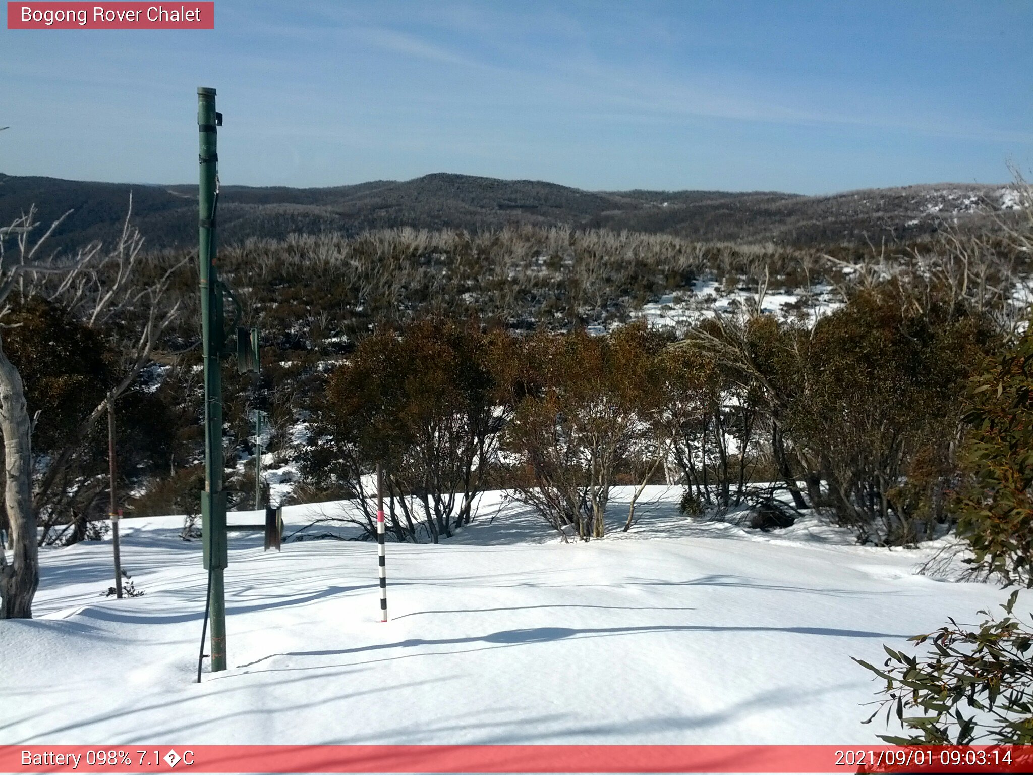 Bogong Web Cam 9:03am Wednesday 1st of September 2021