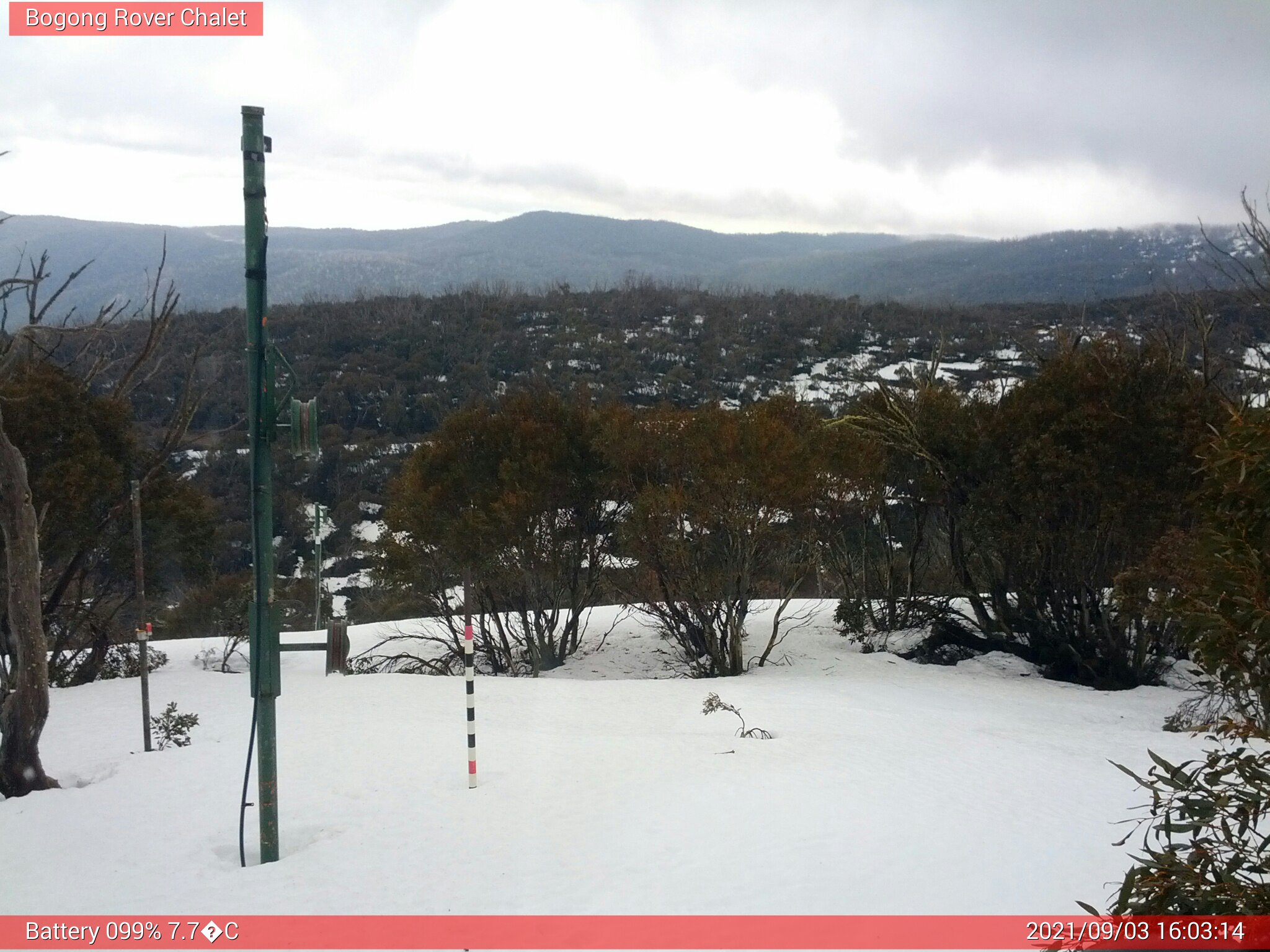 Bogong Web Cam 4:03pm Friday 3rd of September 2021