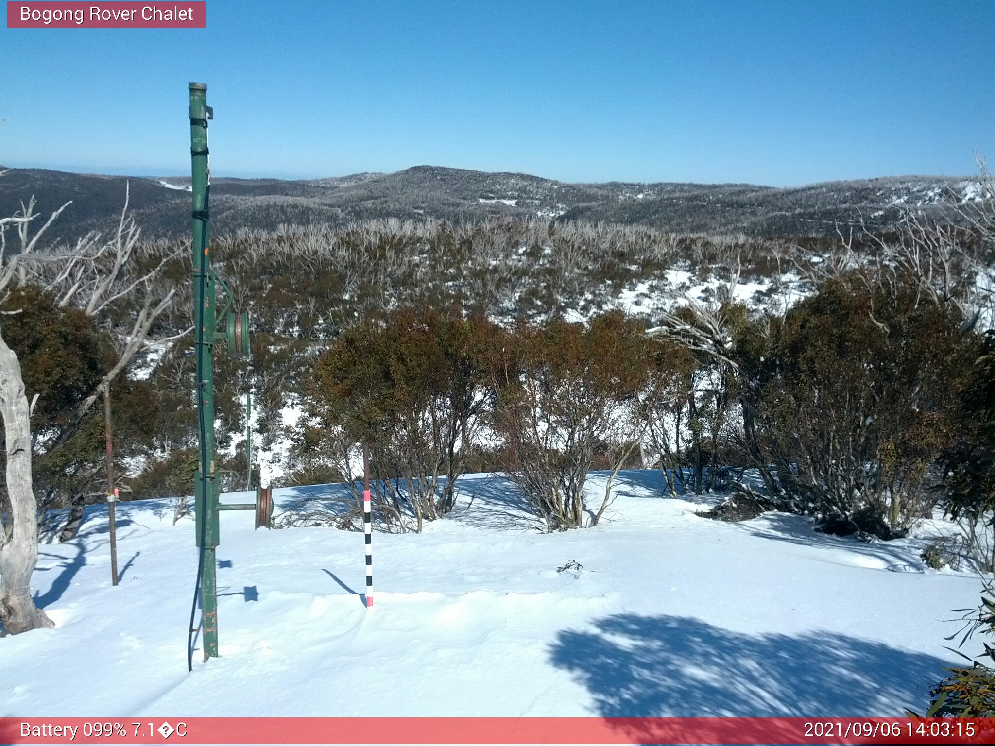 Bogong Web Cam 2:03pm Monday 6th of September 2021