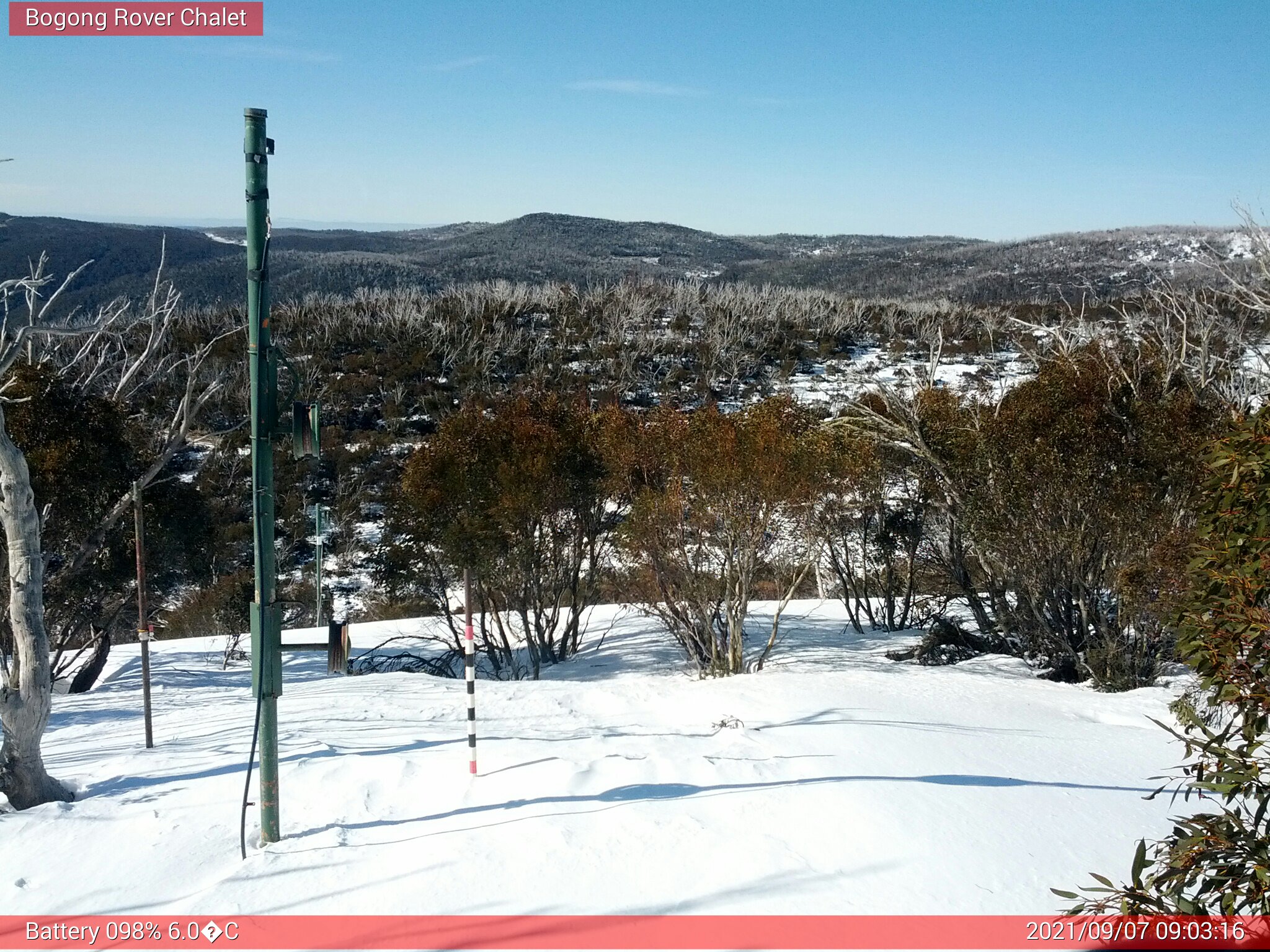 Bogong Web Cam 9:03am Tuesday 7th of September 2021