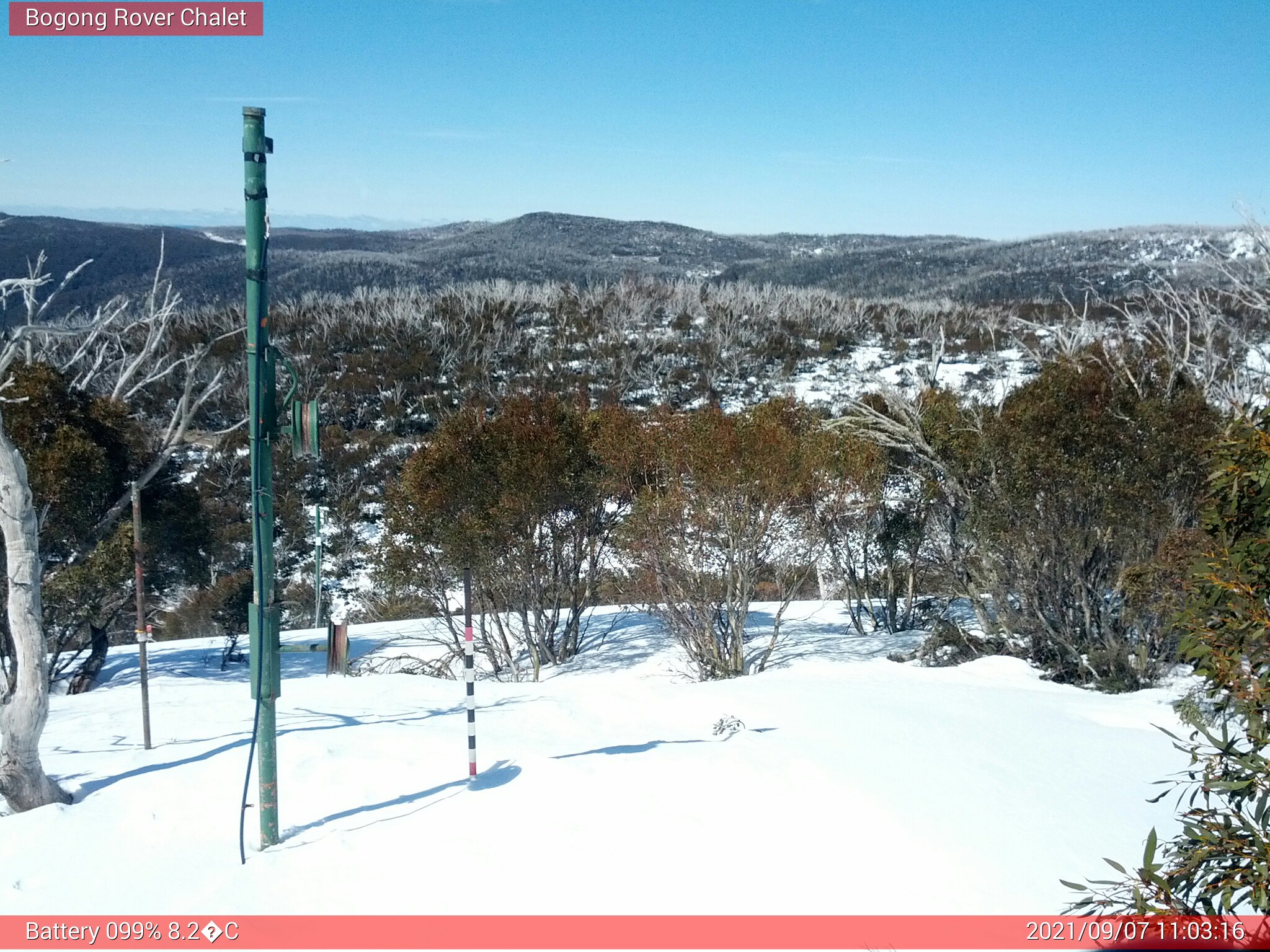 Bogong Web Cam 11:03am Tuesday 7th of September 2021