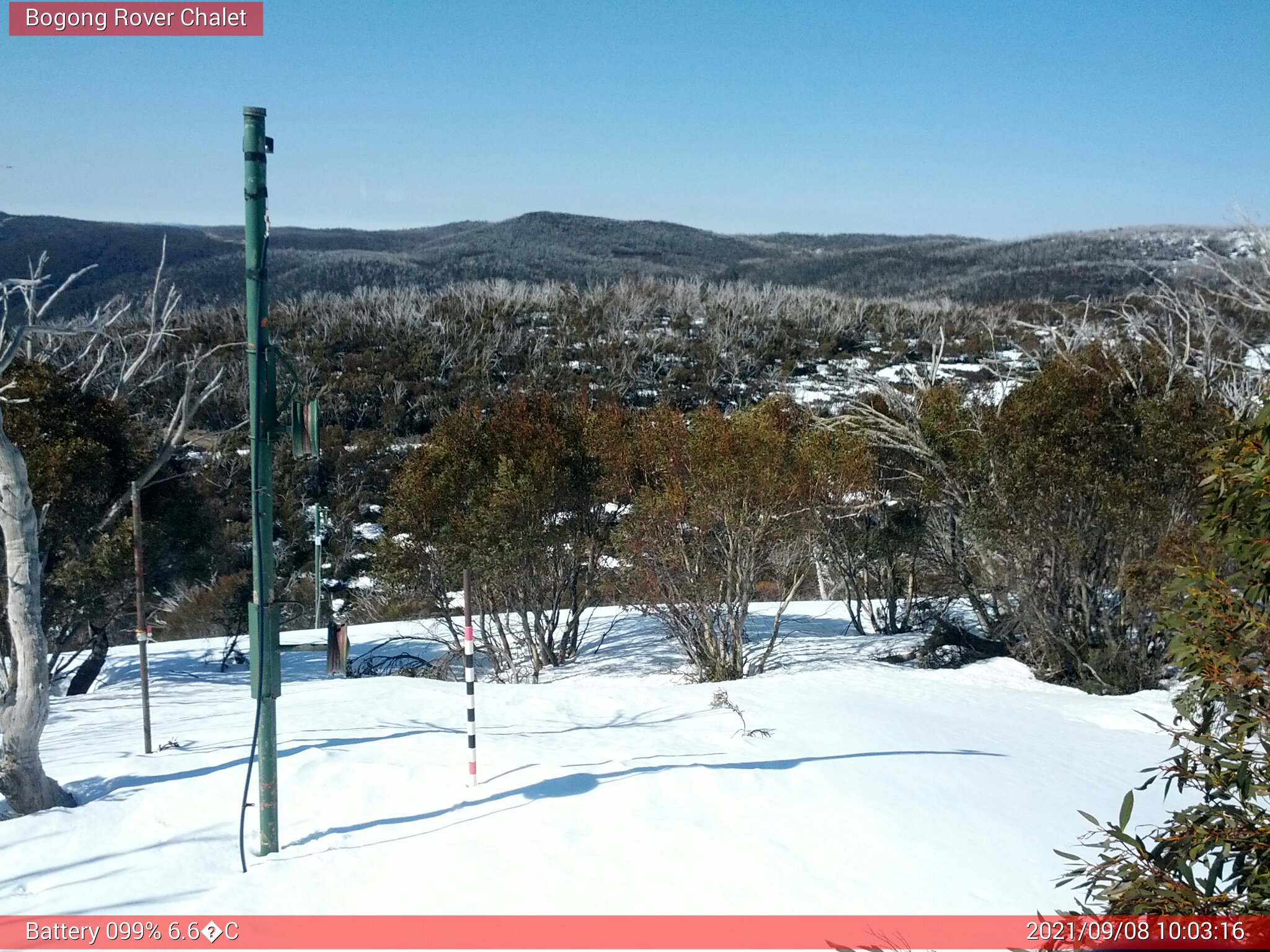 Bogong Web Cam 10:03am Wednesday 8th of September 2021