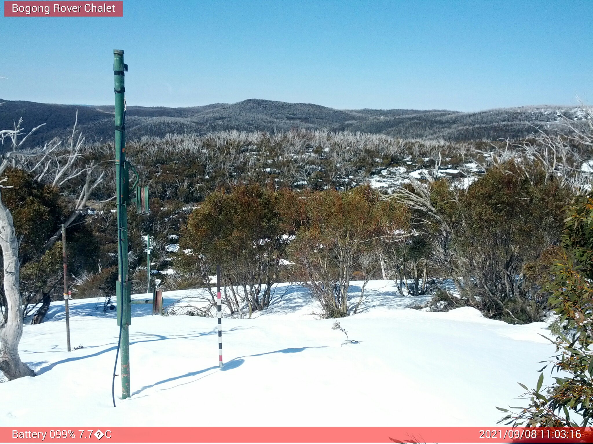 Bogong Web Cam 11:03am Wednesday 8th of September 2021