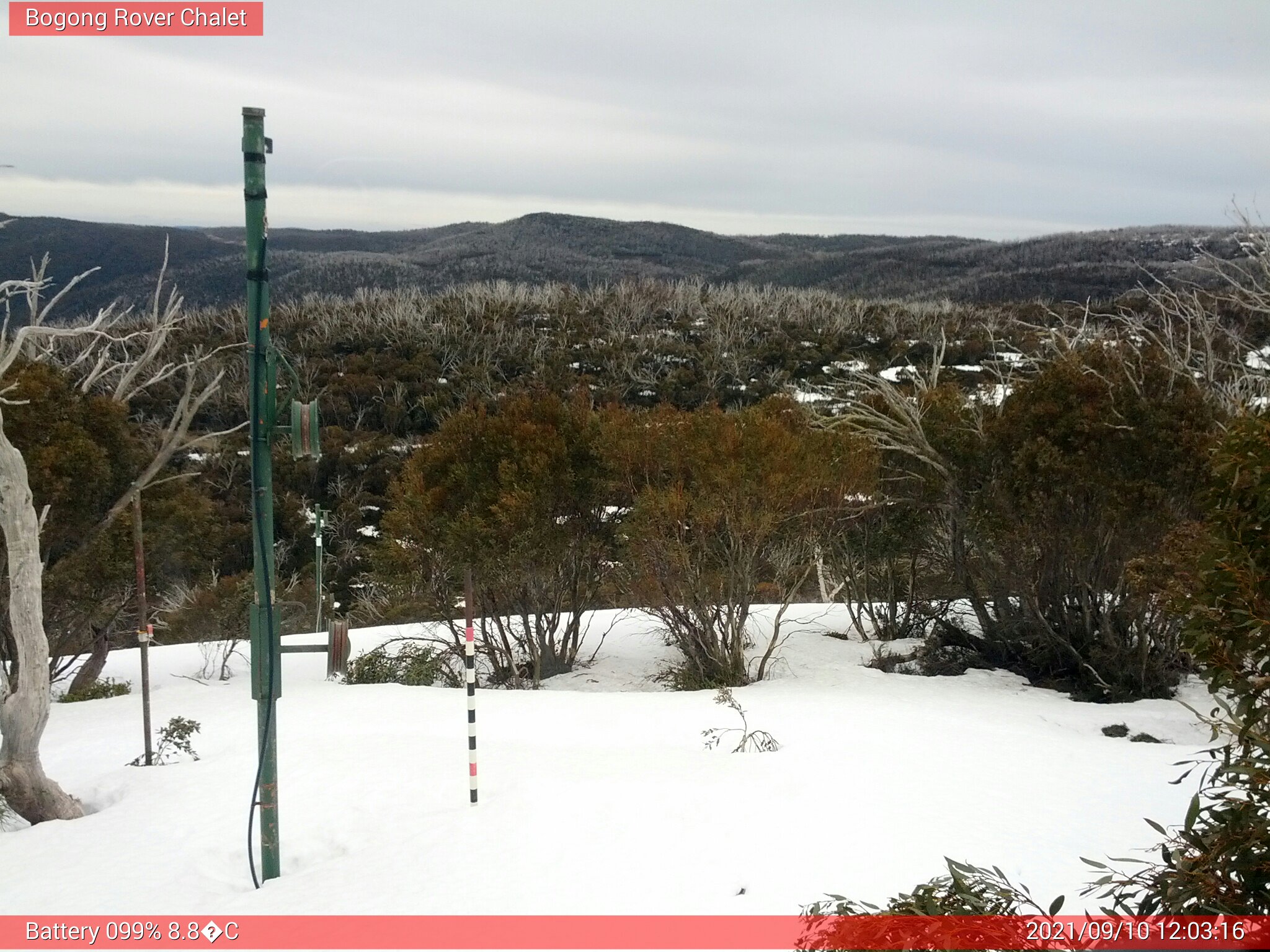 Bogong Web Cam 12:03pm Friday 10th of September 2021