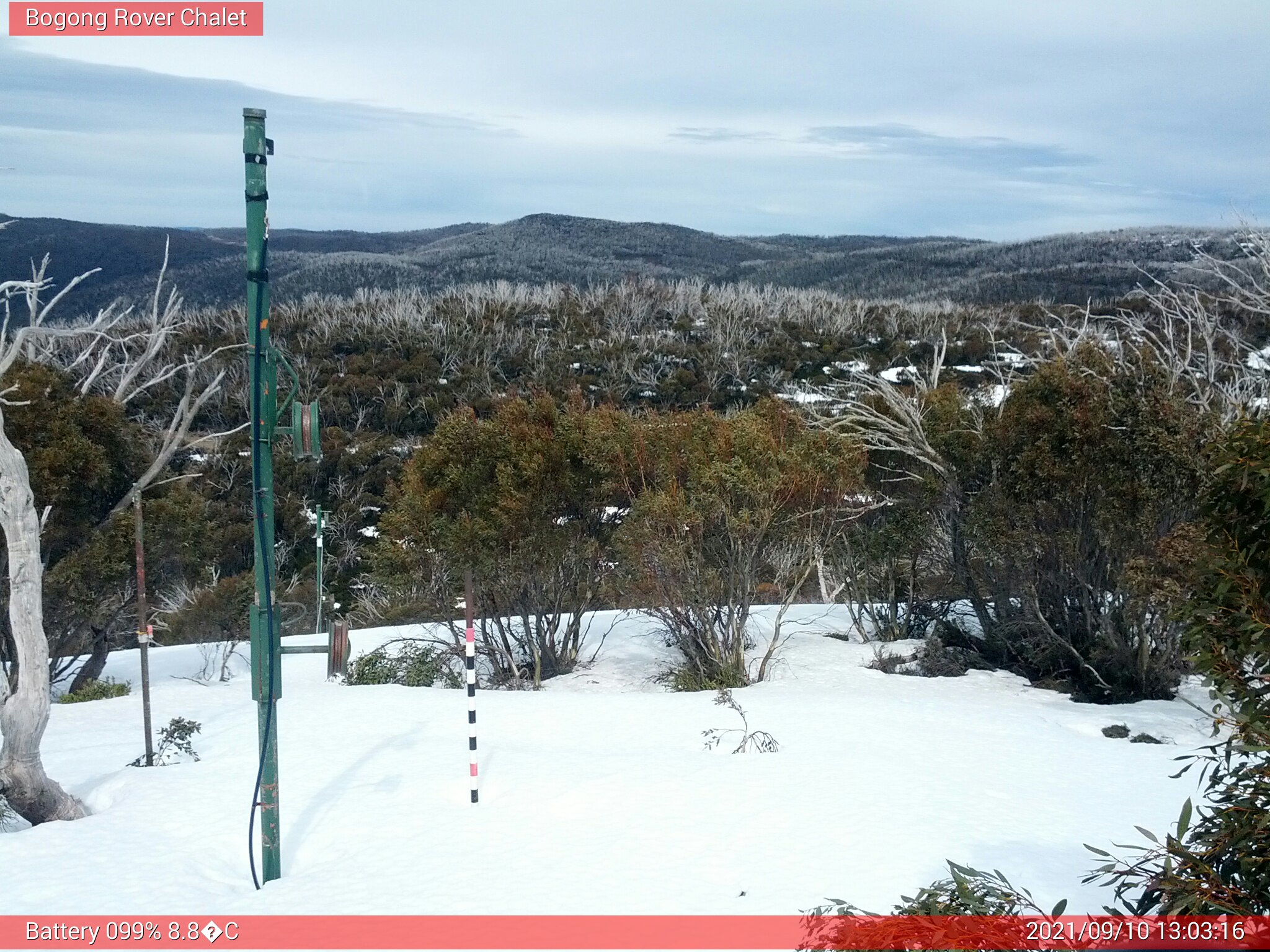 Bogong Web Cam 1:03pm Friday 10th of September 2021