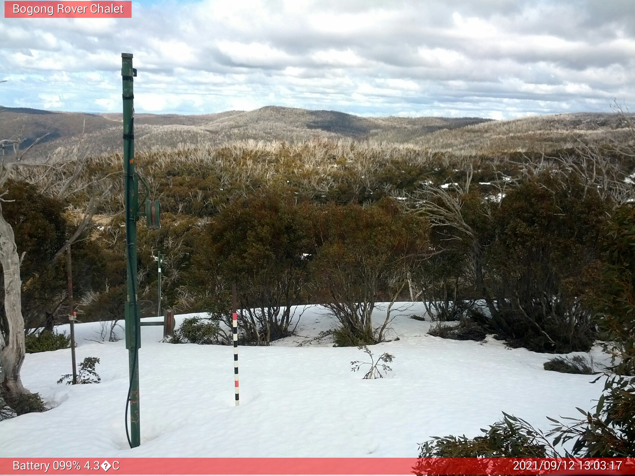 Bogong Web Cam 1:03pm Sunday 12th of September 2021