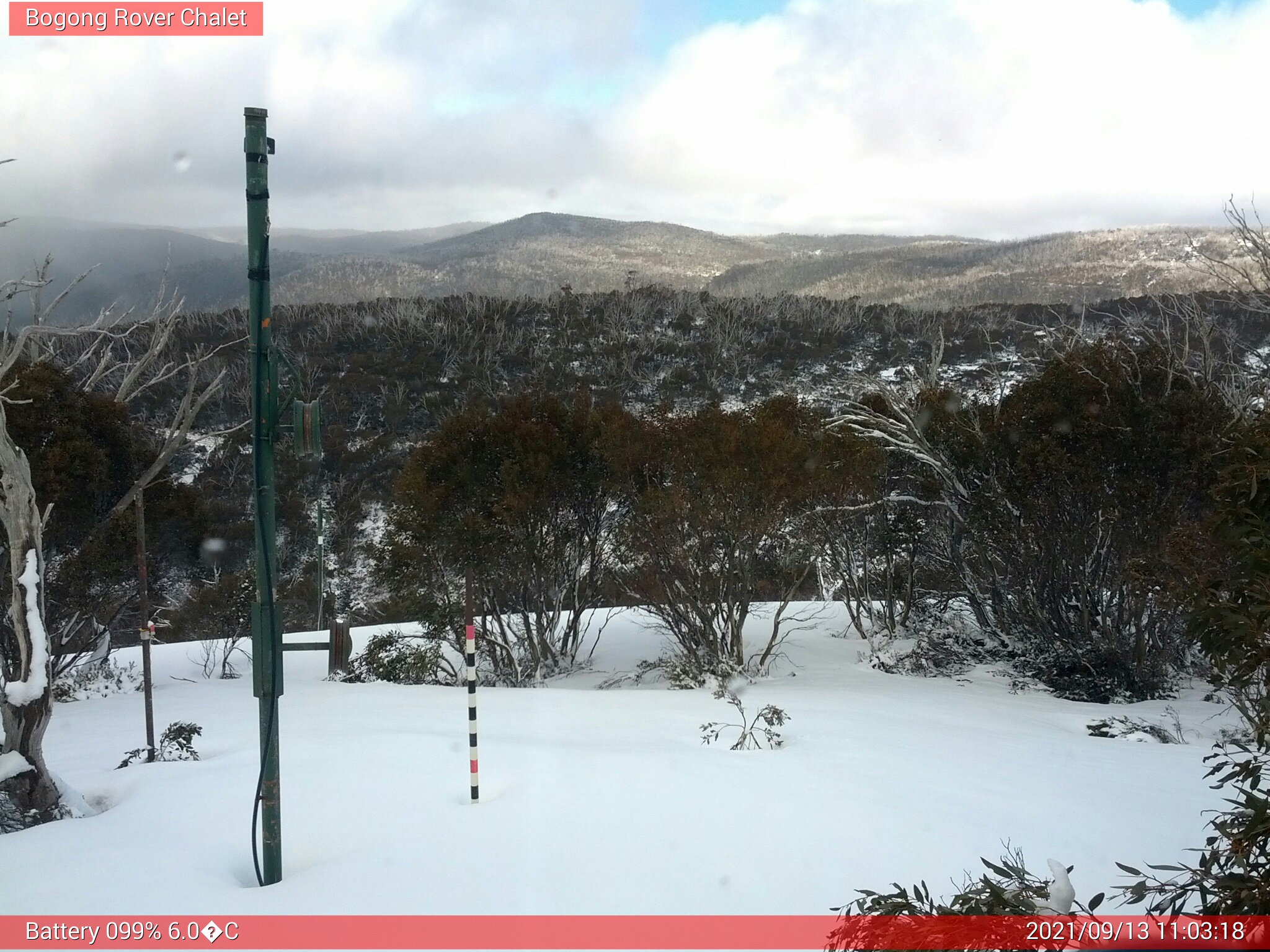 Bogong Web Cam 11:03am Monday 13th of September 2021