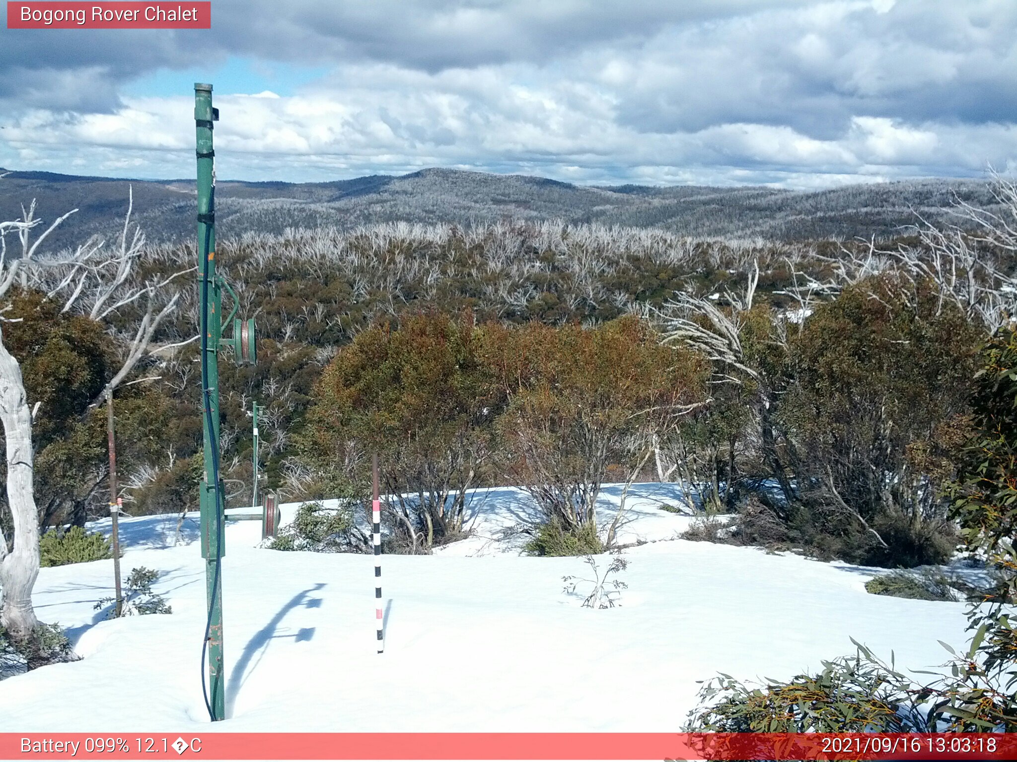 Bogong Web Cam 1:03pm Thursday 16th of September 2021