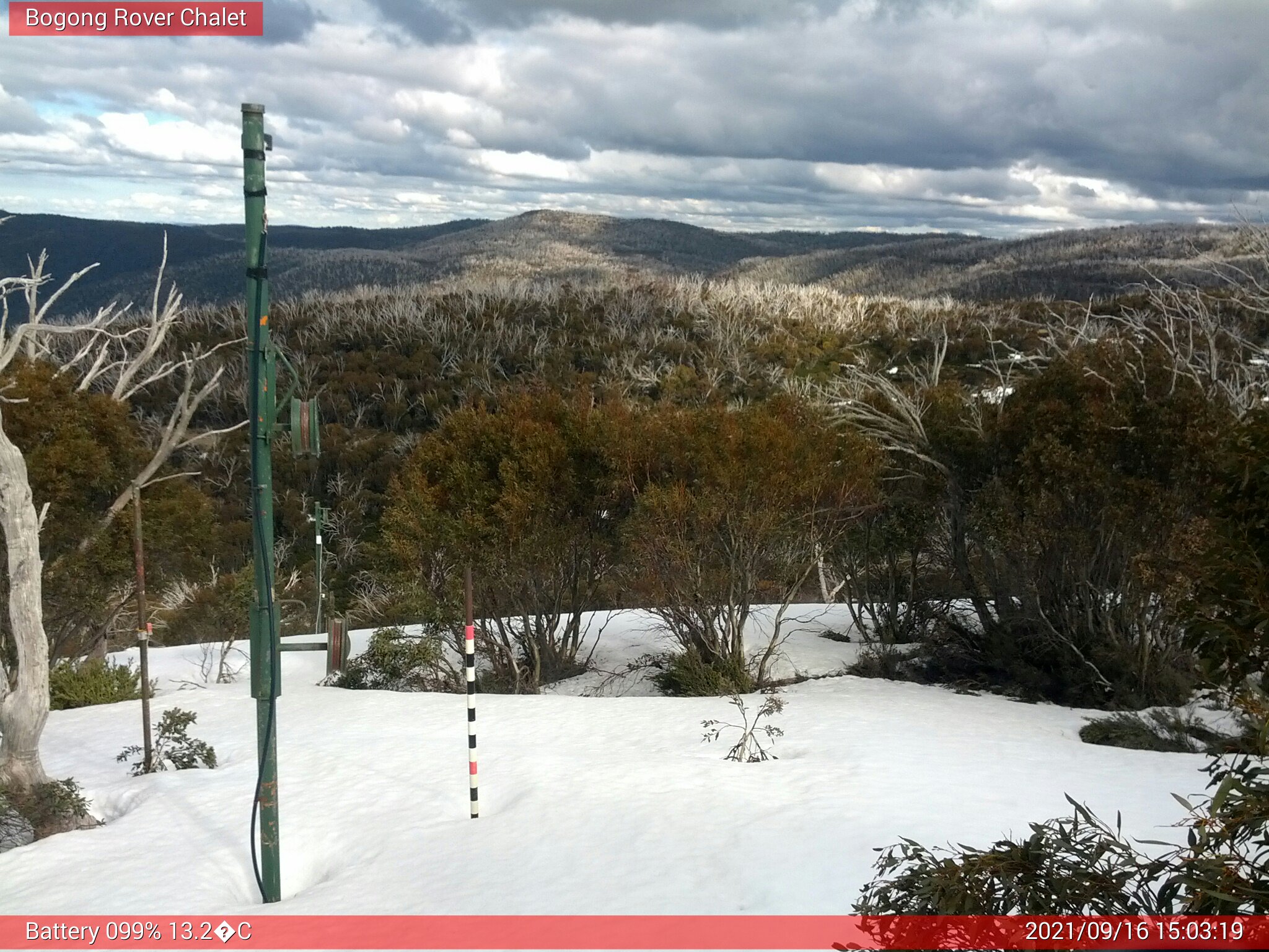 Bogong Web Cam 3:03pm Thursday 16th of September 2021