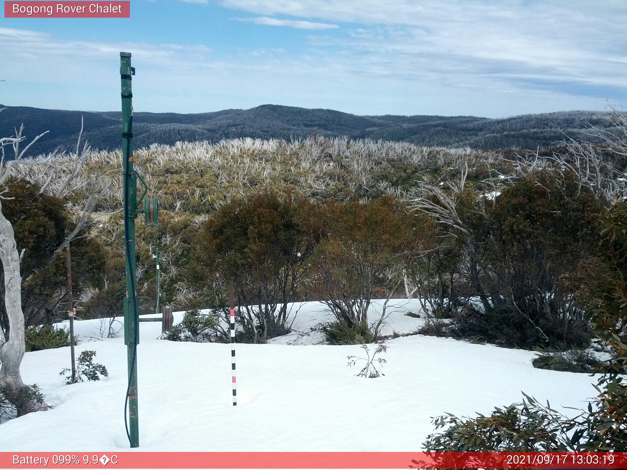 Bogong Web Cam 1:03pm Friday 17th of September 2021