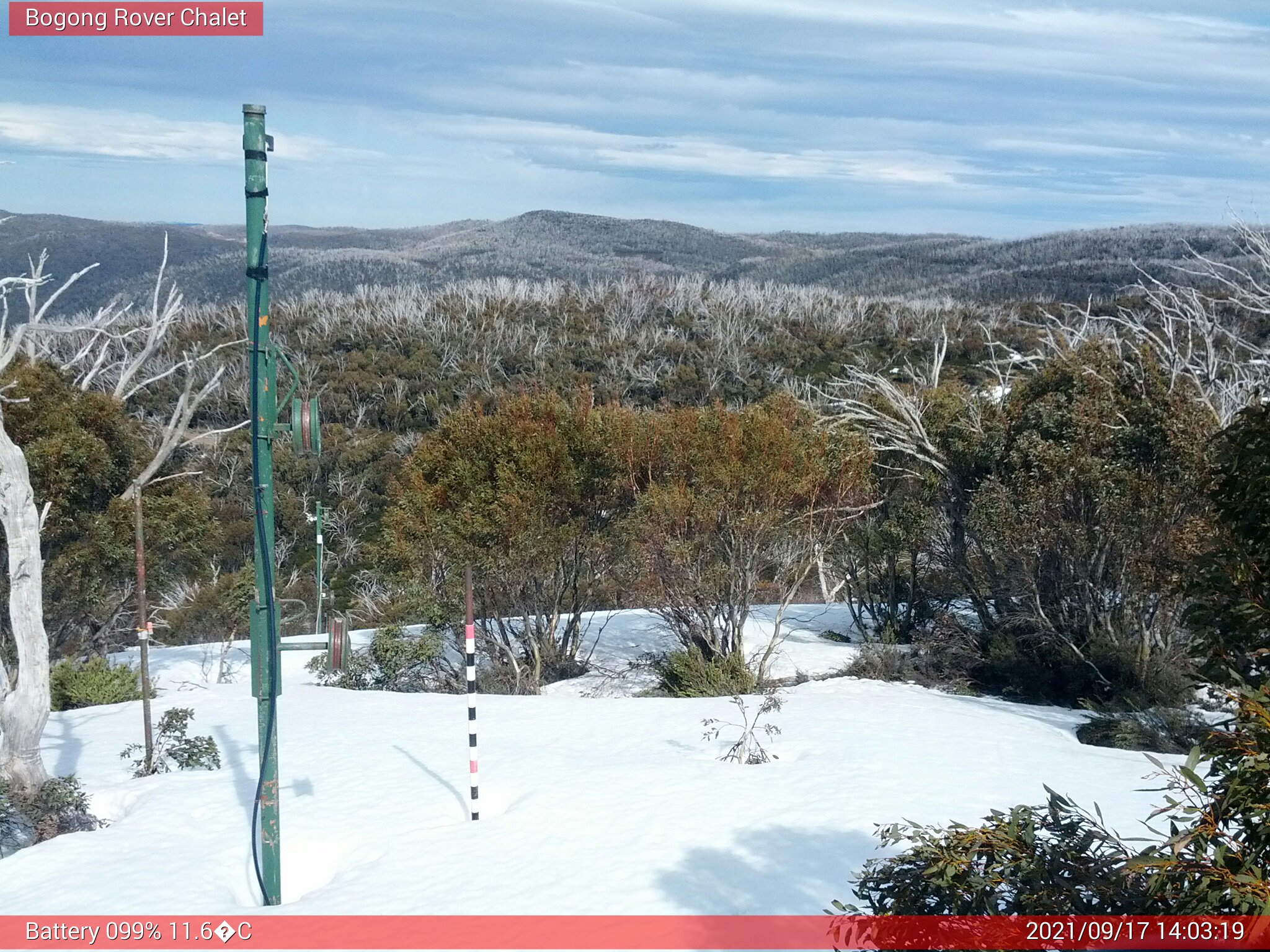 Bogong Web Cam 2:03pm Friday 17th of September 2021