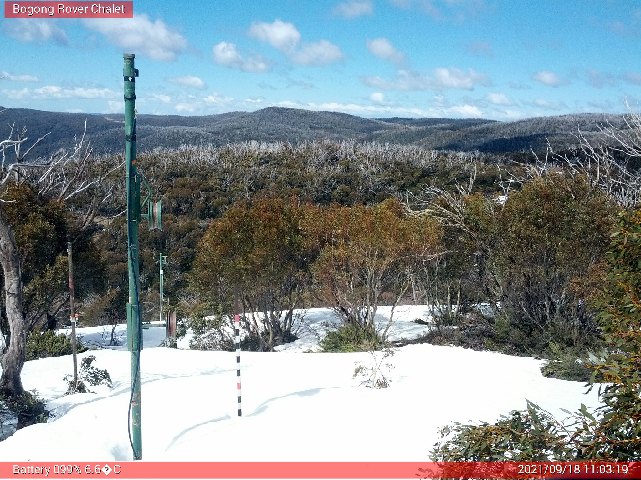 Bogong Web Cam 11:03am Saturday 18th of September 2021