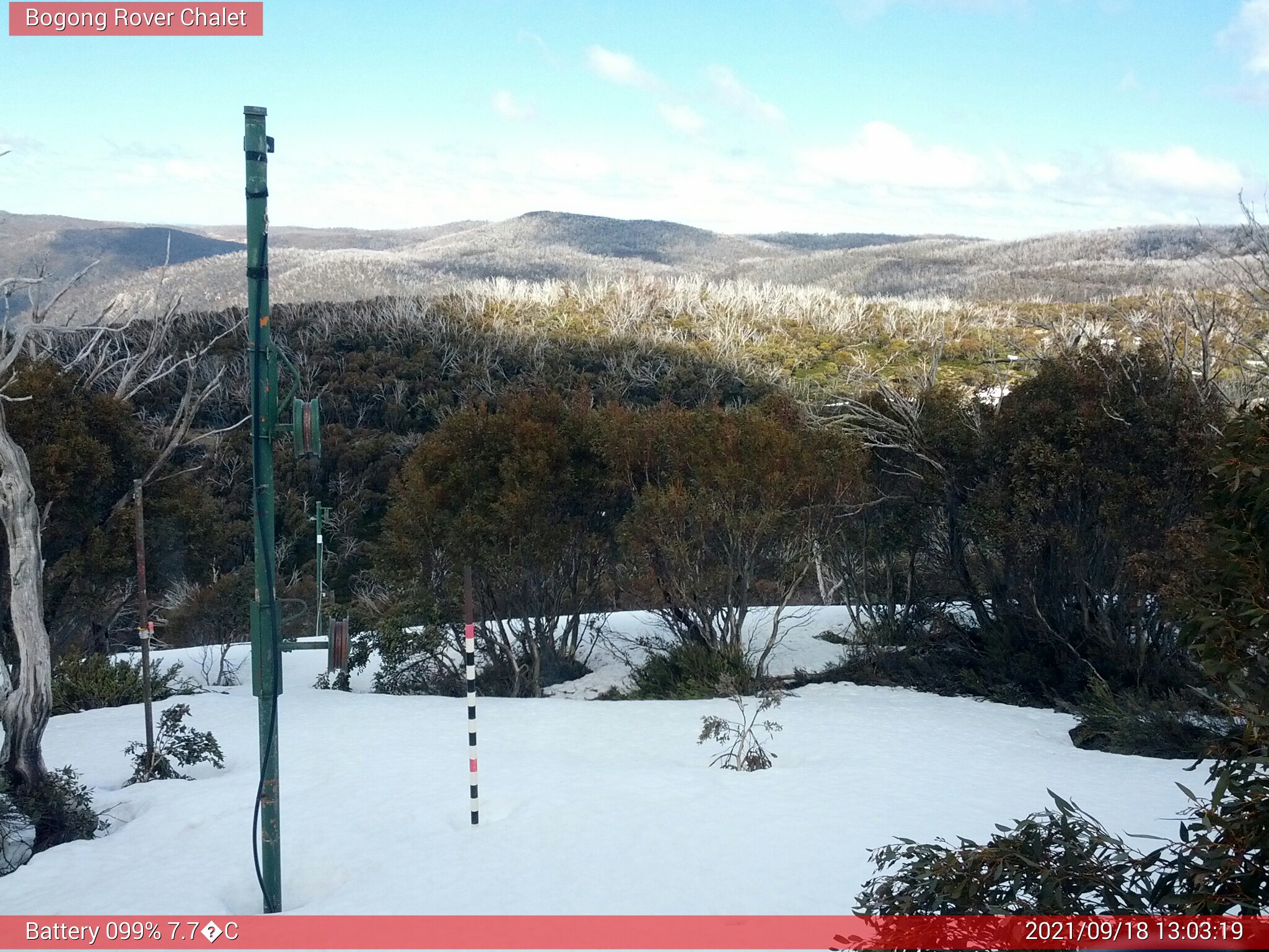 Bogong Web Cam 1:03pm Saturday 18th of September 2021