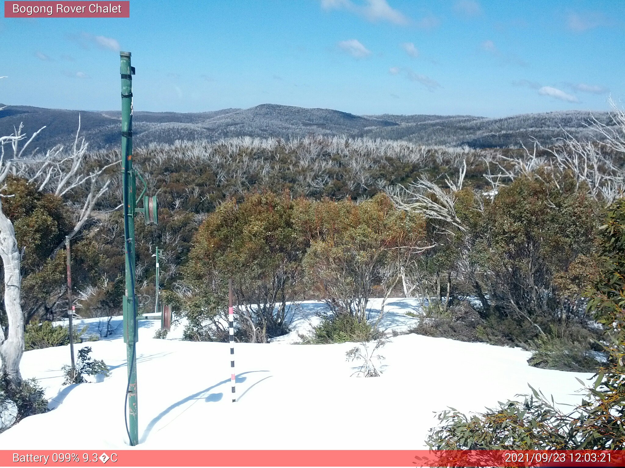 Bogong Web Cam 12:03pm Thursday 23rd of September 2021