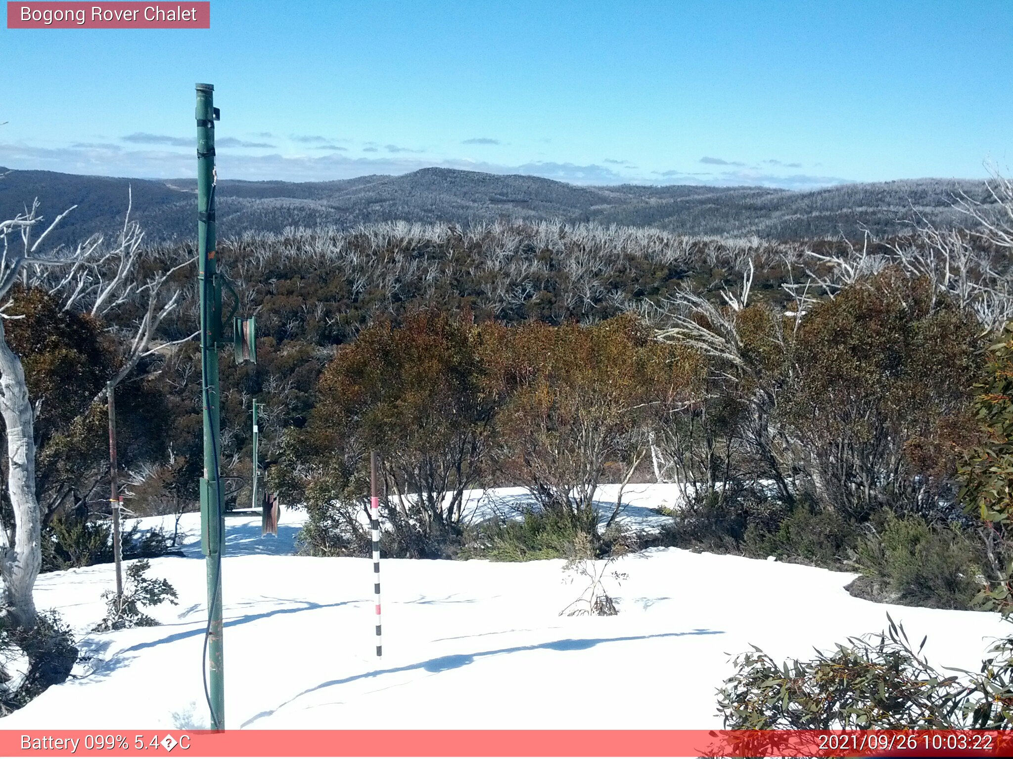 Bogong Web Cam 10:03am Sunday 26th of September 2021