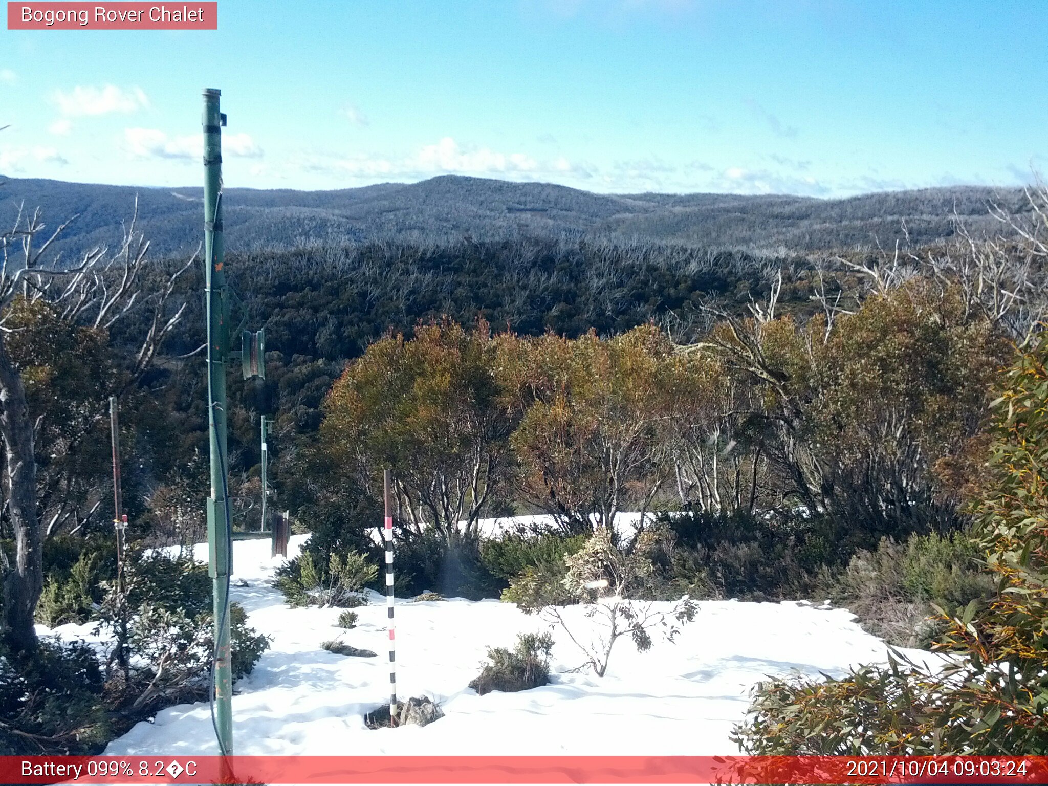 Bogong Web Cam 9:03am Monday 4th of October 2021