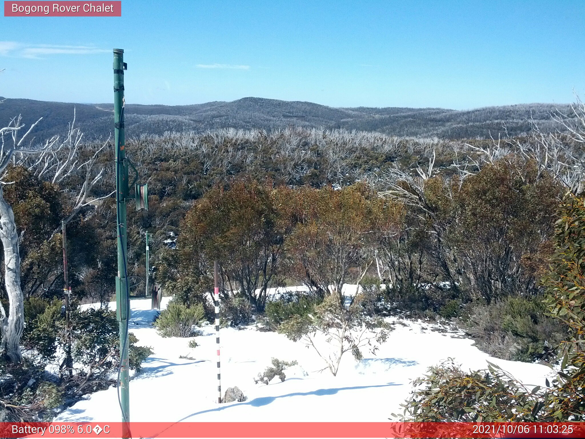 Bogong Web Cam 11:03am Wednesday 6th of October 2021